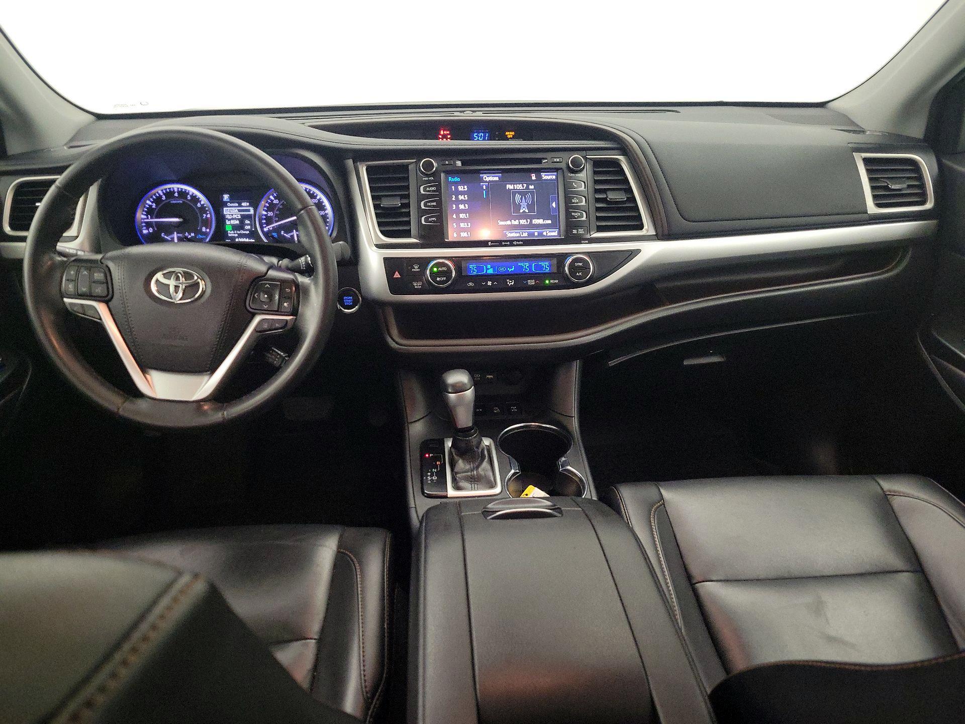 Thumbnail: 2019 Toyota Highlander - 9