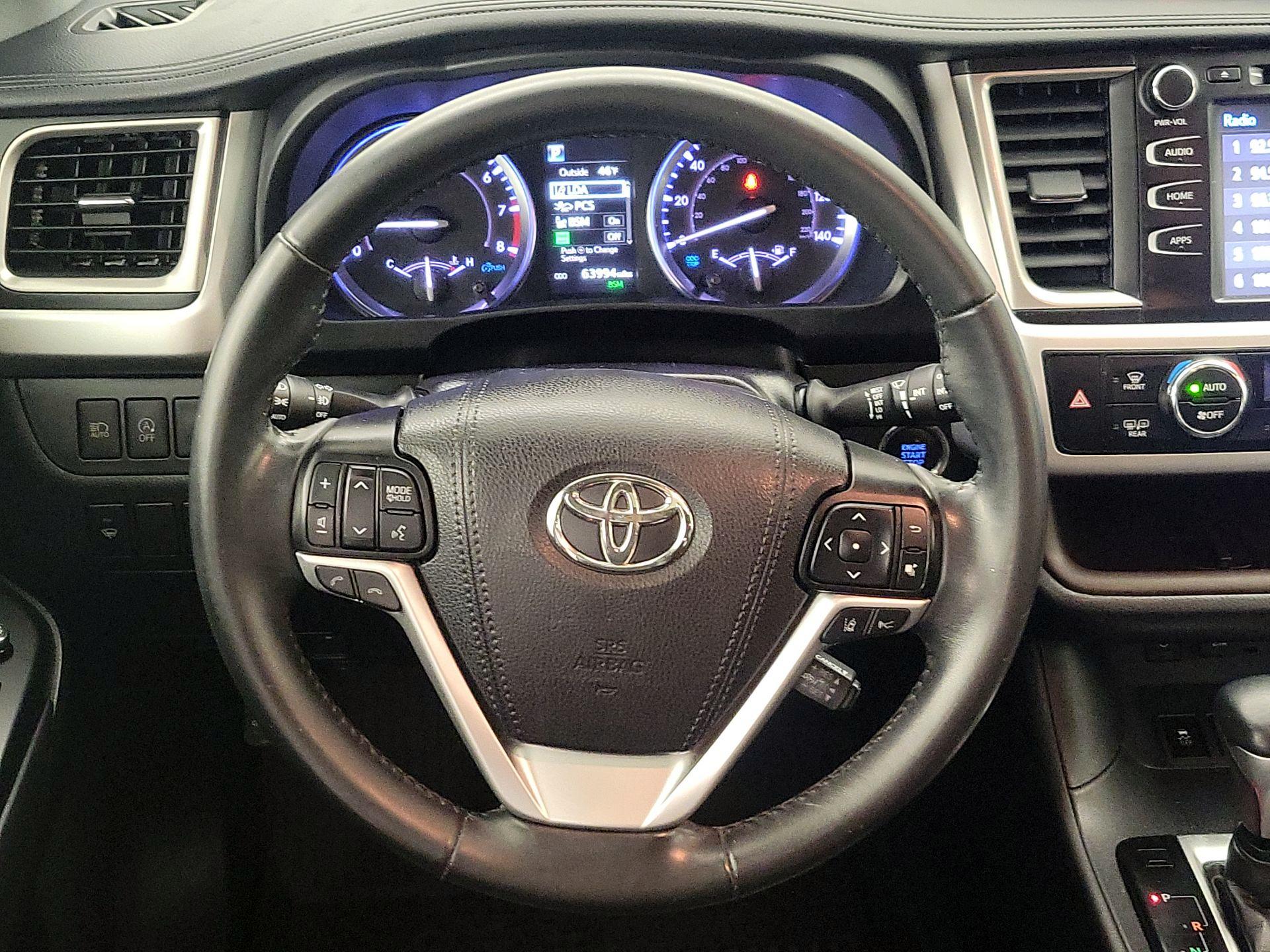 Thumbnail: 2019 Toyota Highlander - 10