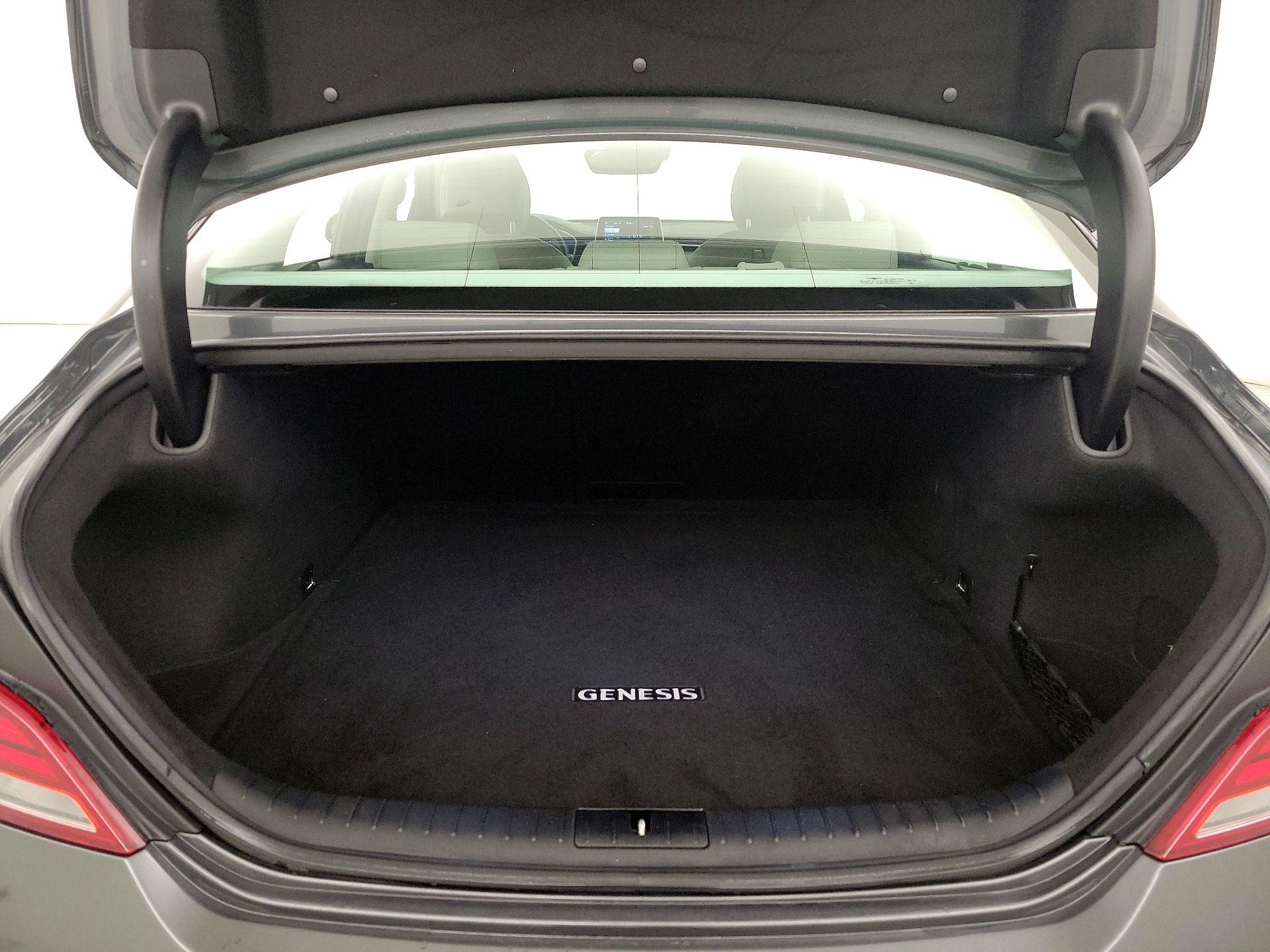 Thumbnail: 2020 Genesis G70 - 19