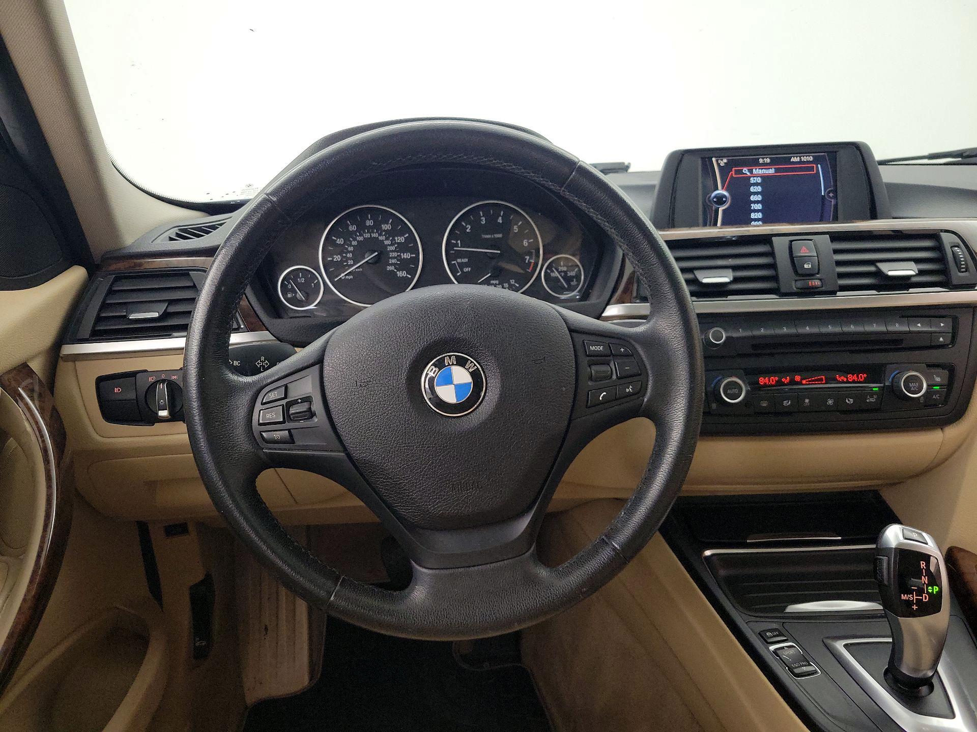 Thumbnail: 2014 BMW 3 Series - 10