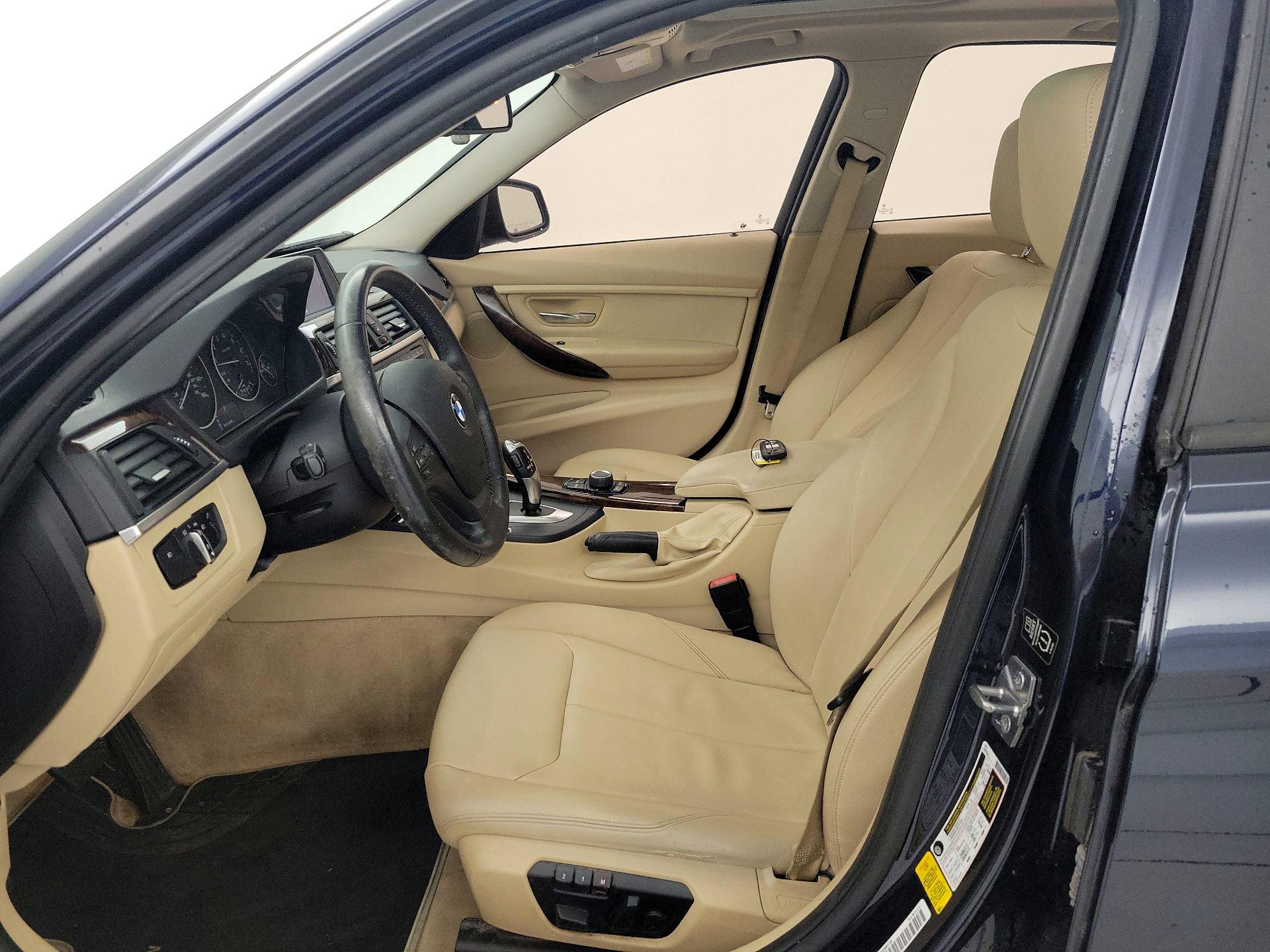 Thumbnail: 2014 BMW 3 Series - 11