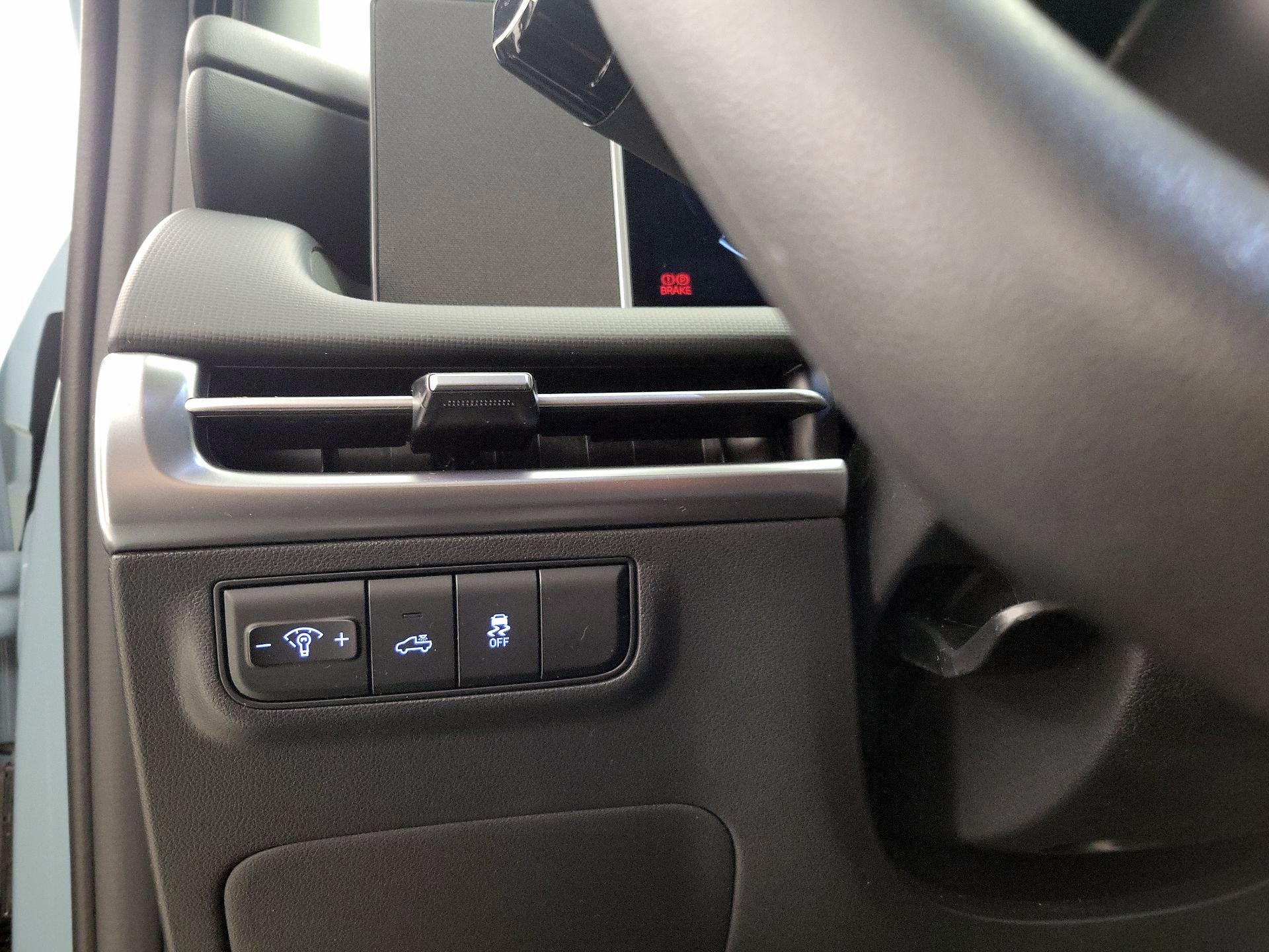 Thumbnail: 2025 Hyundai Santa Cruz - 13