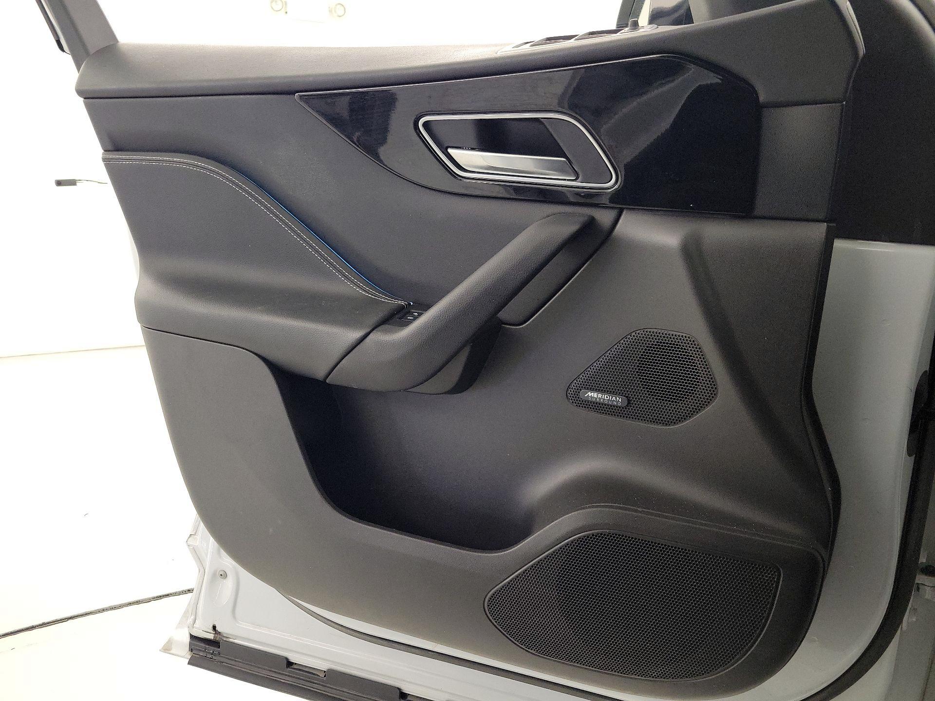 Thumbnail: 2019 Jaguar F-Pace - 12