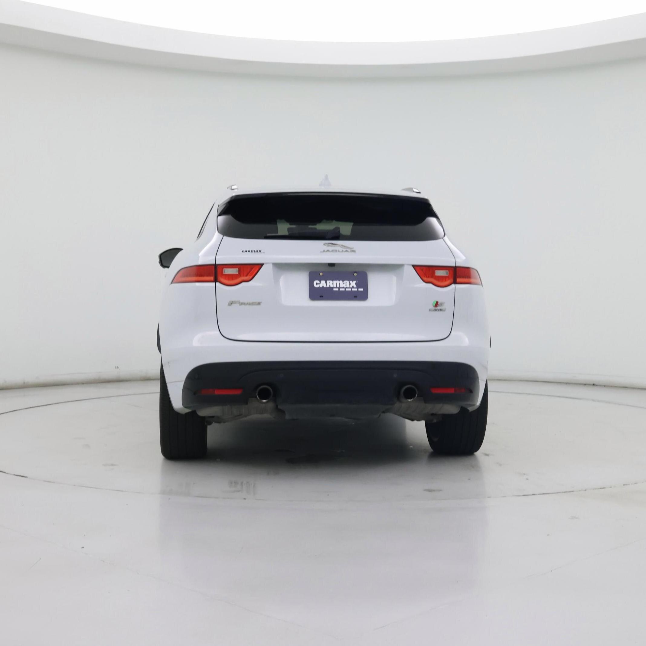 Thumbnail: 2019 Jaguar F-Pace - 6