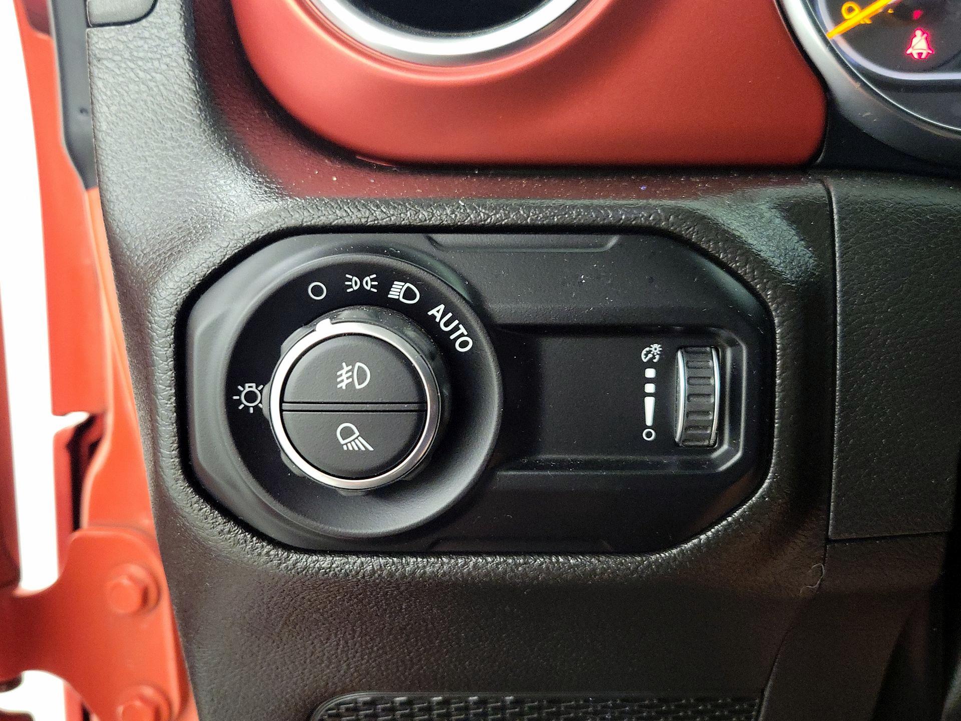 Thumbnail: 2023 Jeep Gladiator - 13