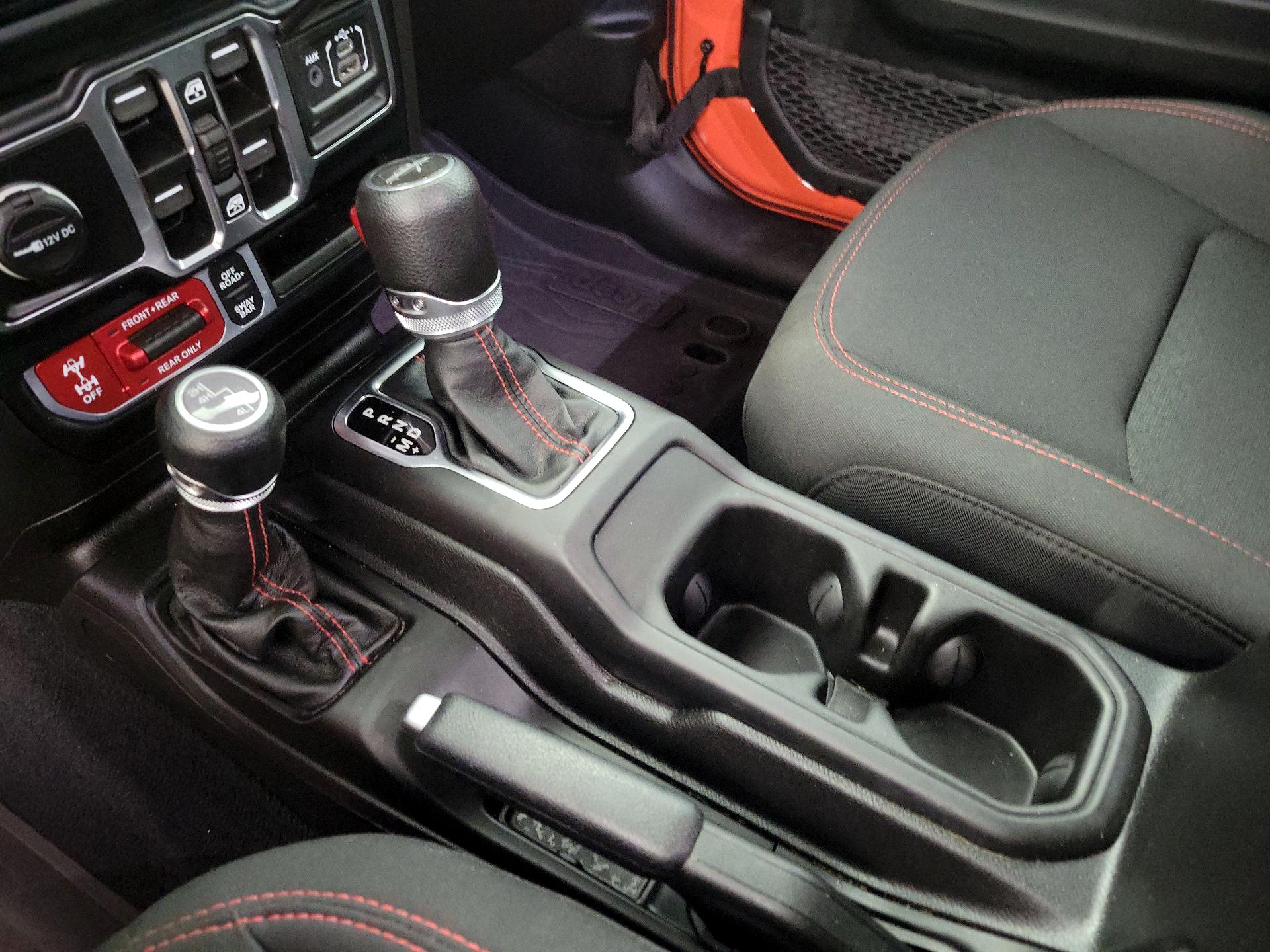 Thumbnail: 2023 Jeep Gladiator - 17