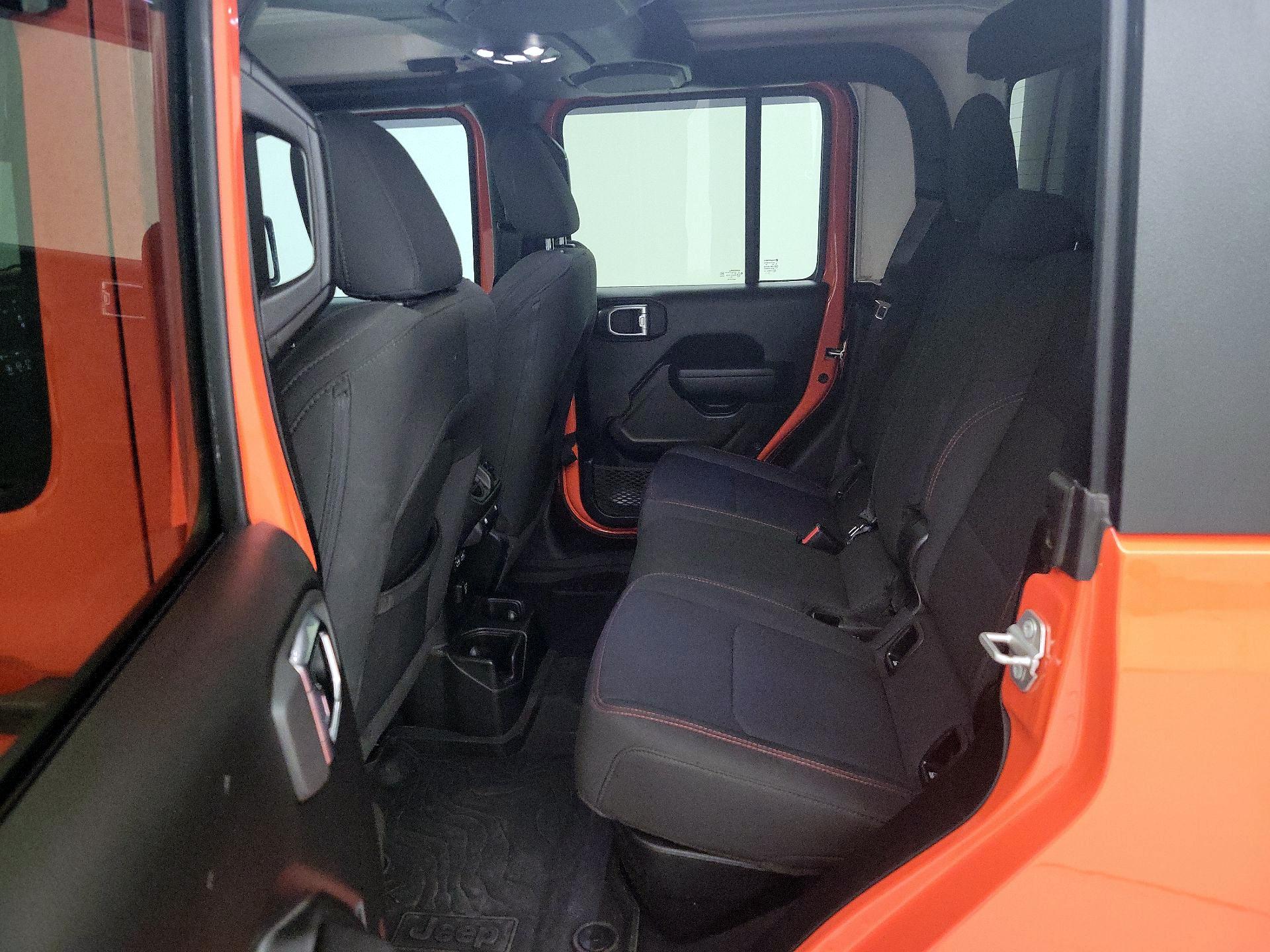 Thumbnail: 2023 Jeep Gladiator - 19