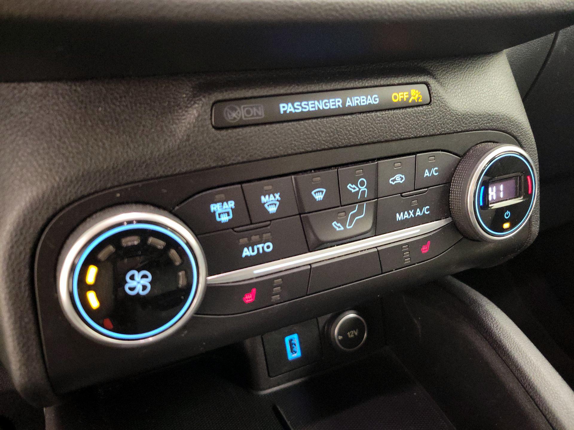 Thumbnail: 2020 Ford Escape - 16