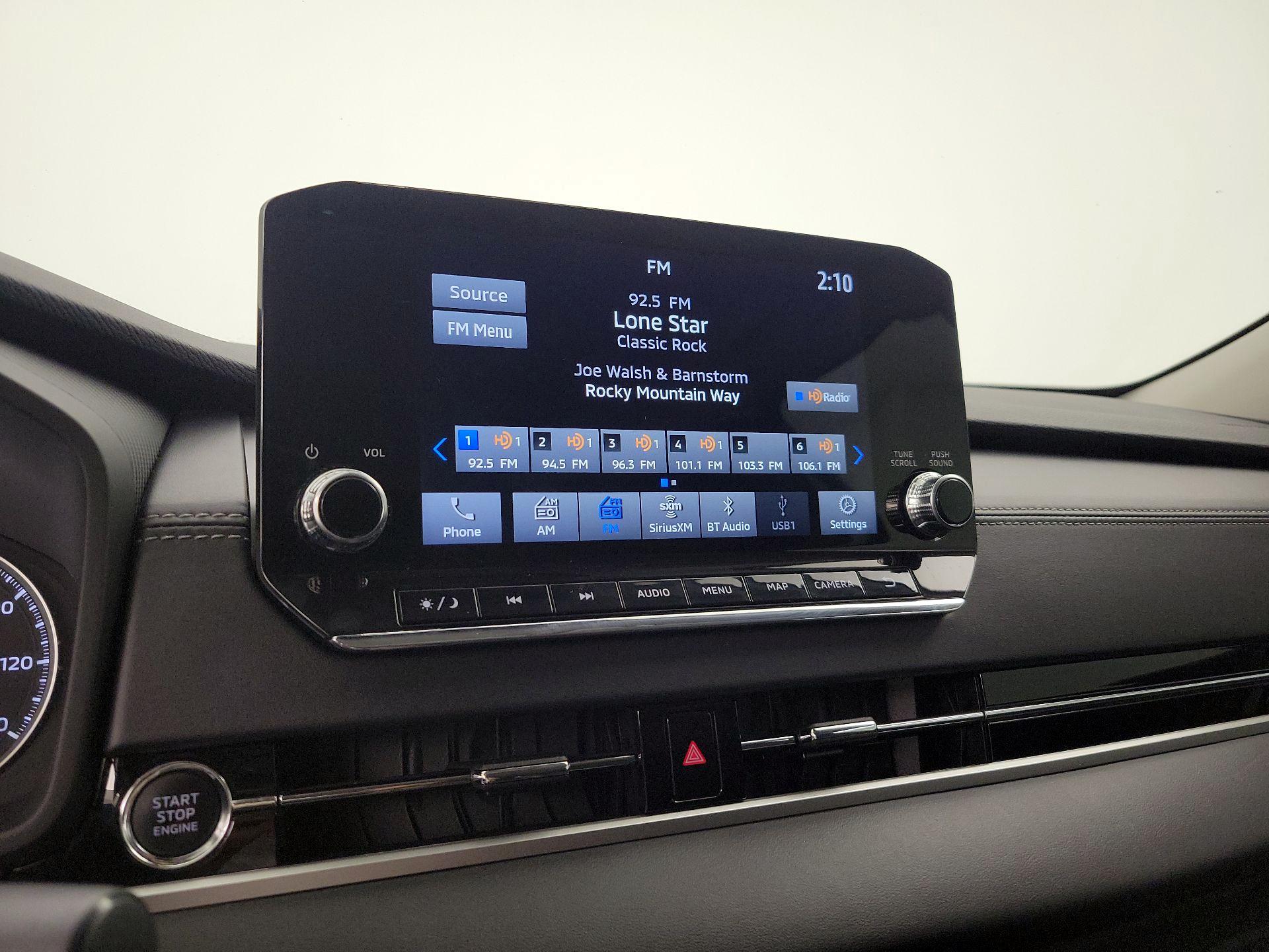 Thumbnail: 2022 Mitsubishi Outlander - 16