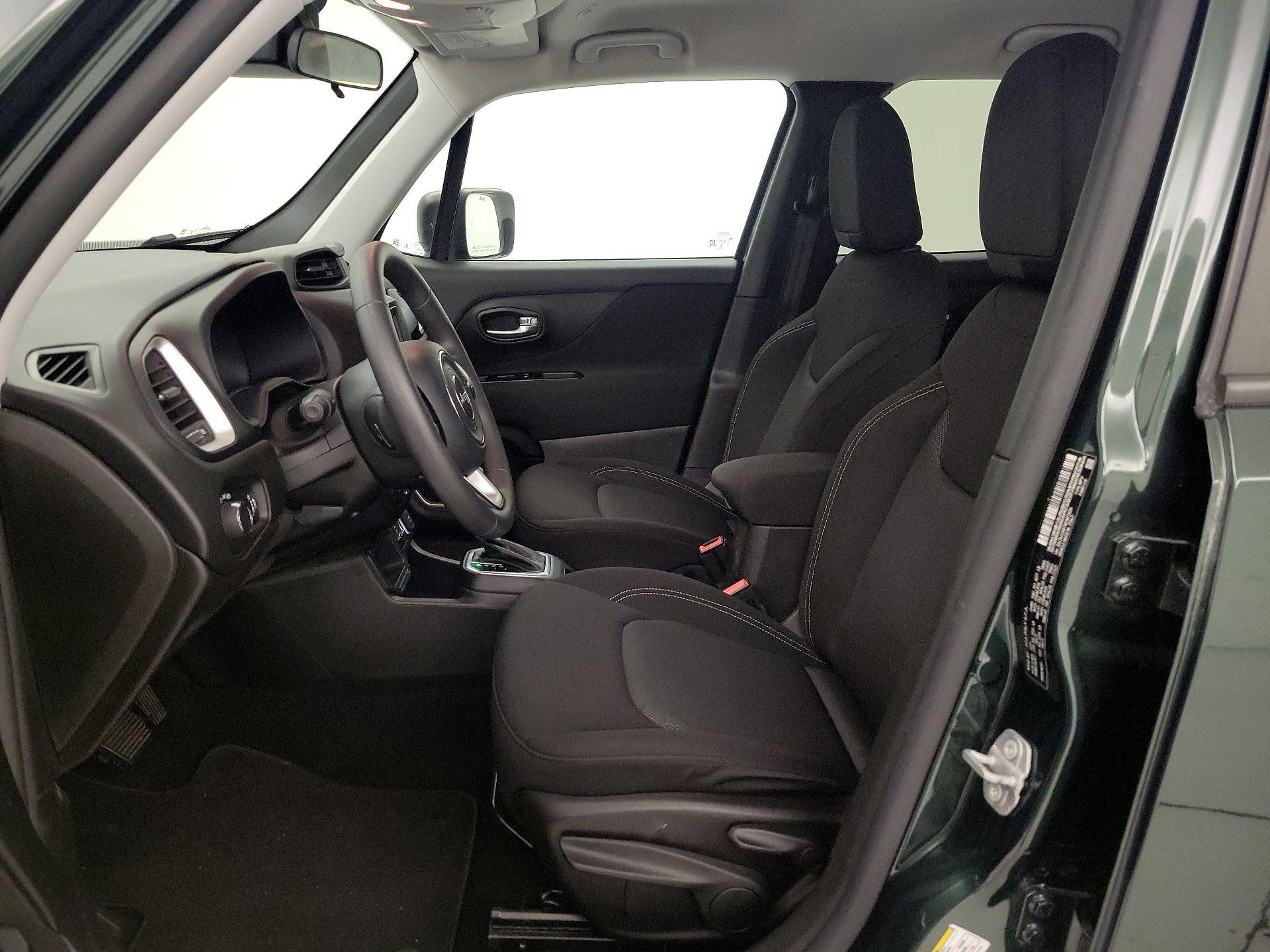 Thumbnail: 2021 Jeep Renegade - 11