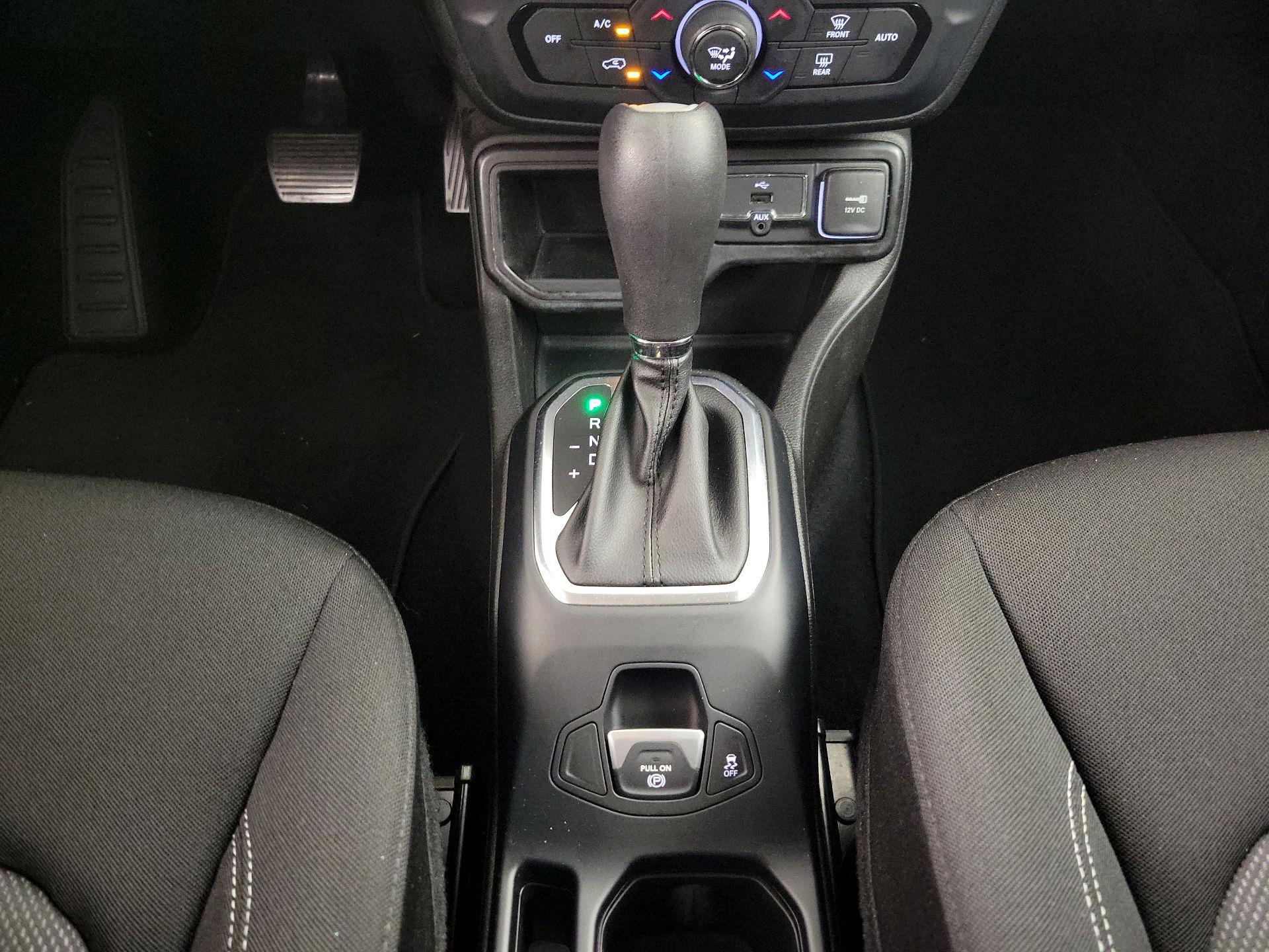 Thumbnail: 2021 Jeep Renegade - 17