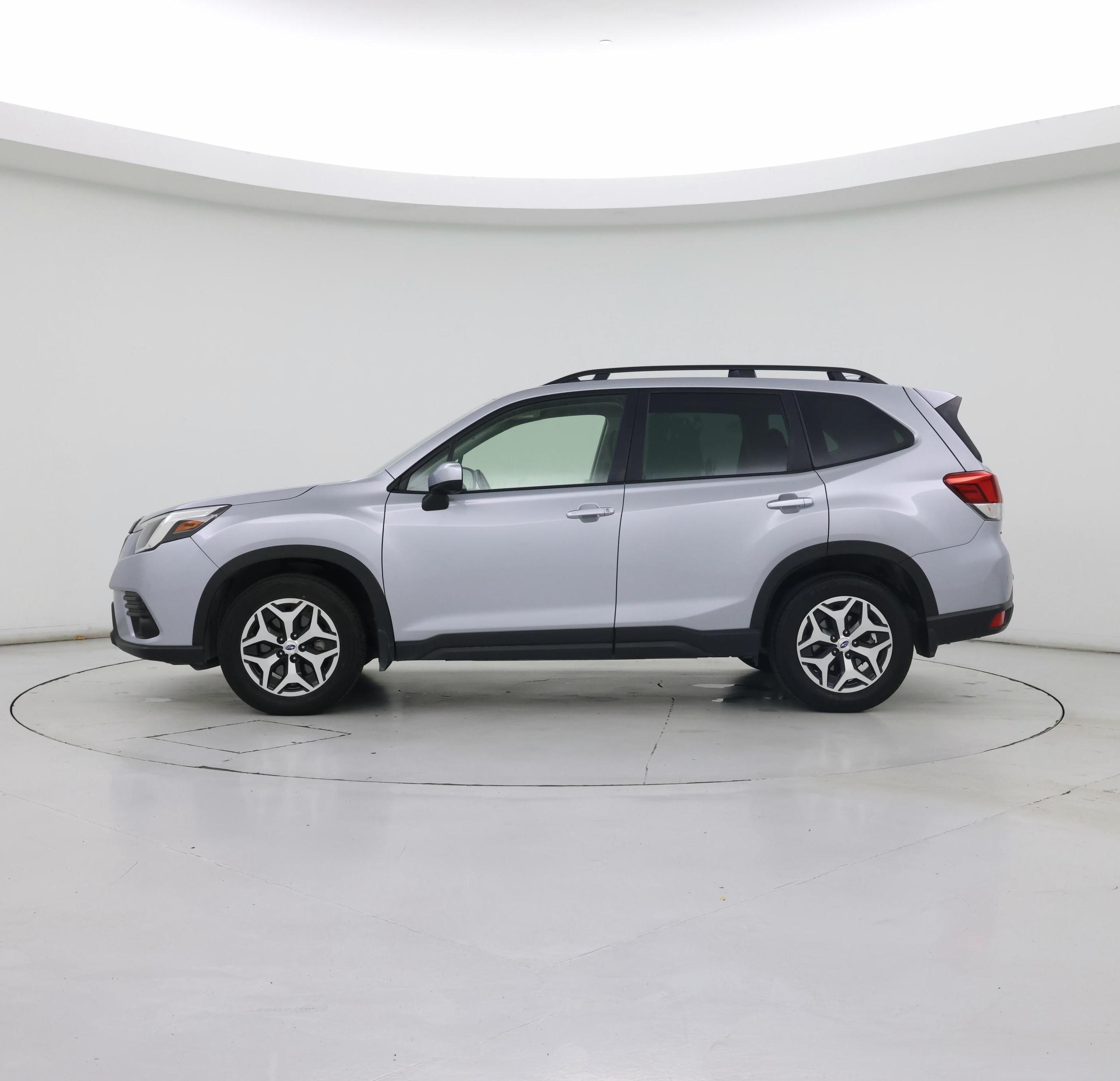 Thumbnail: 2023 Subaru Forester - 3