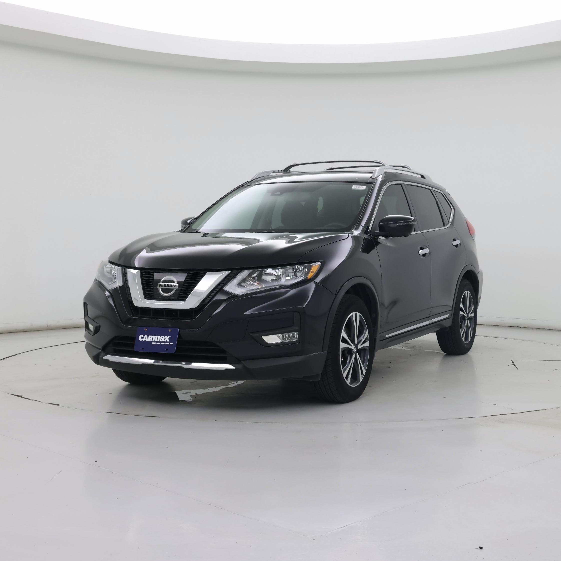 Thumbnail: 2017 Nissan Rogue - 4
