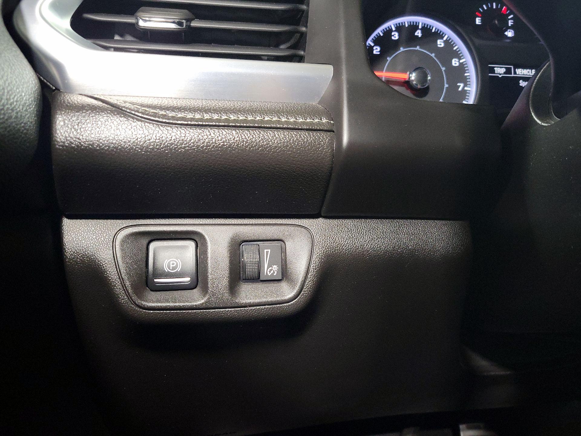 Thumbnail: 2018 GMC Acadia - 13