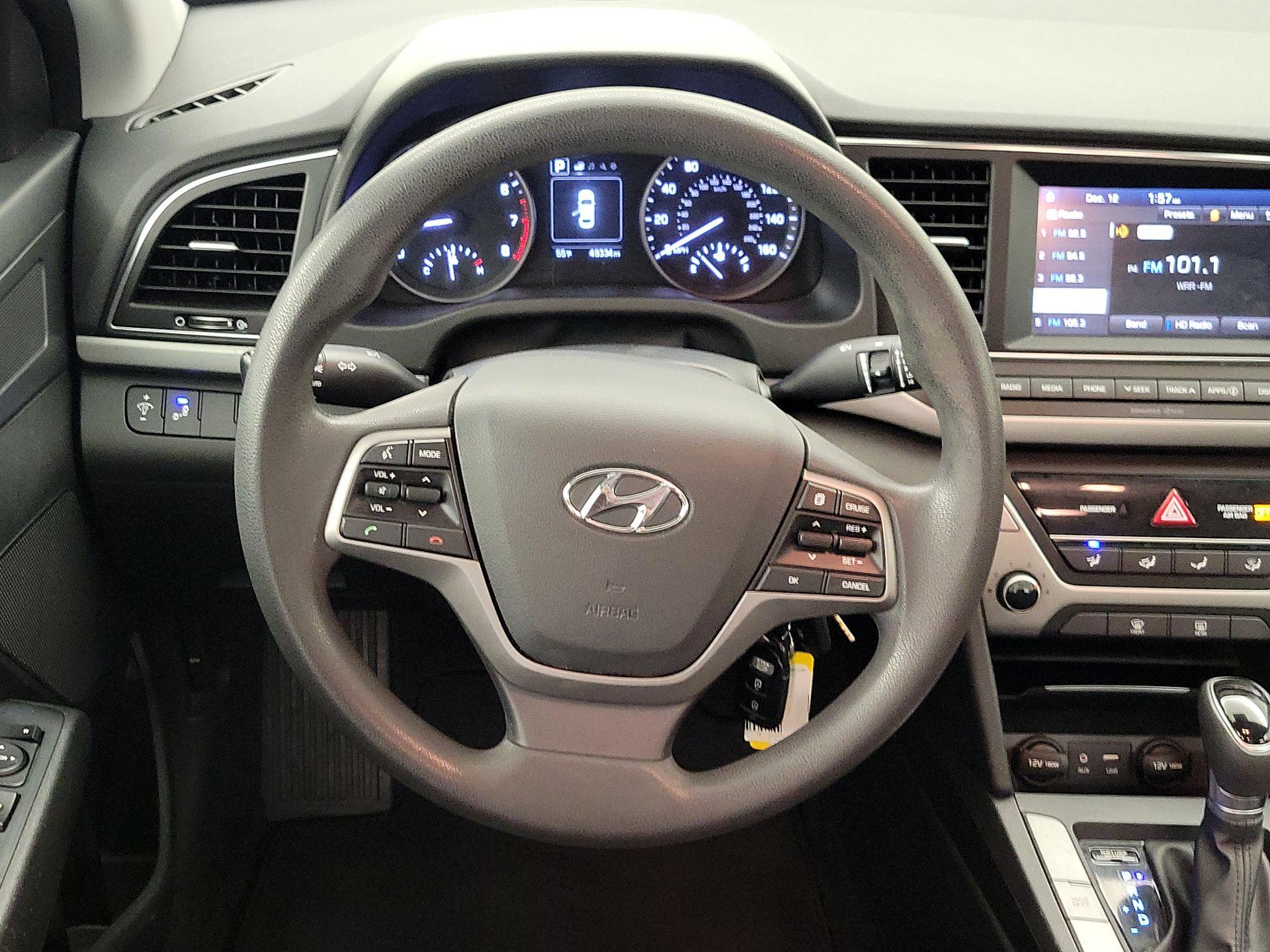 Thumbnail: 2018 Hyundai Elantra - 10