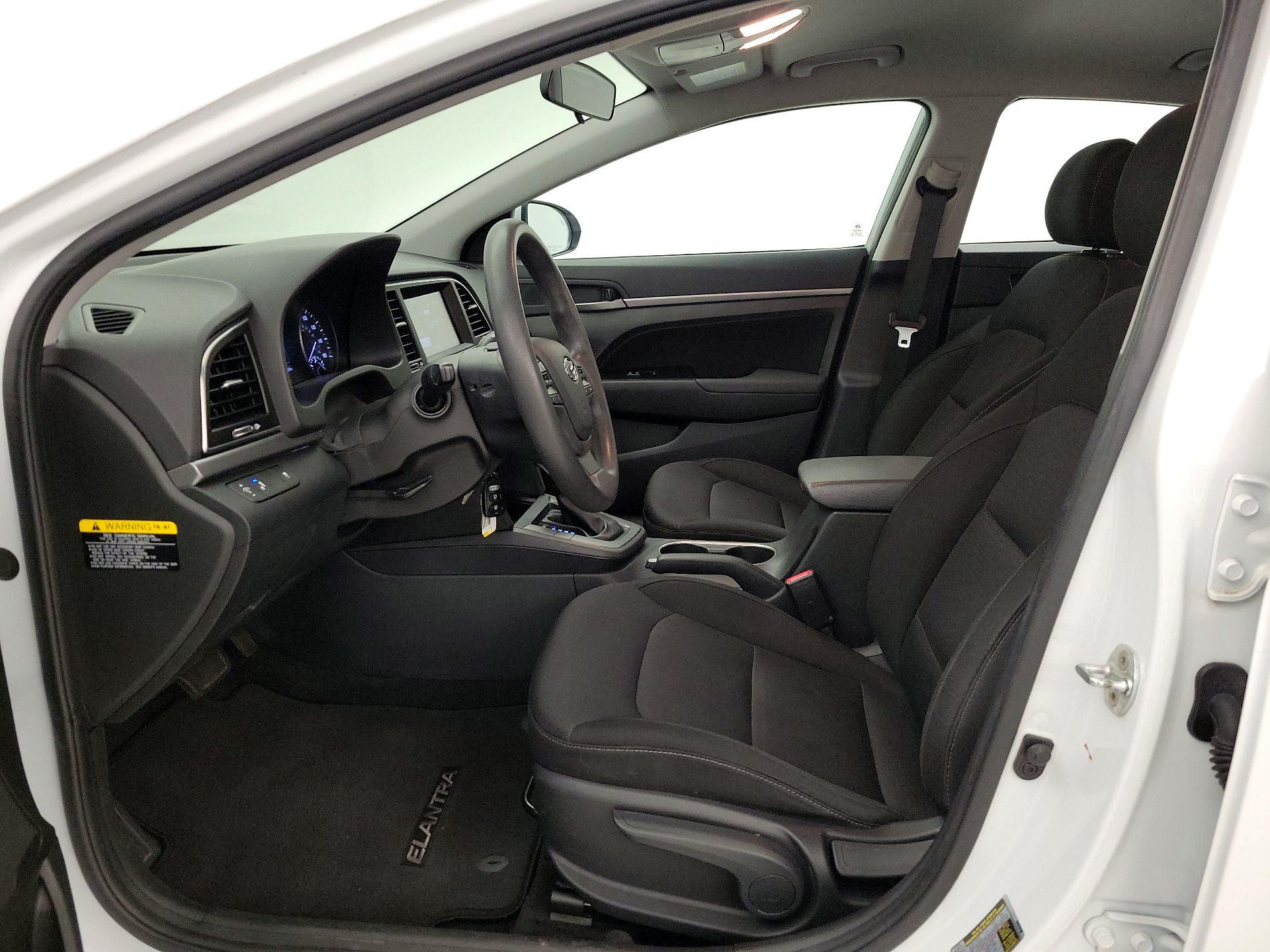 Thumbnail: 2018 Hyundai Elantra - 11