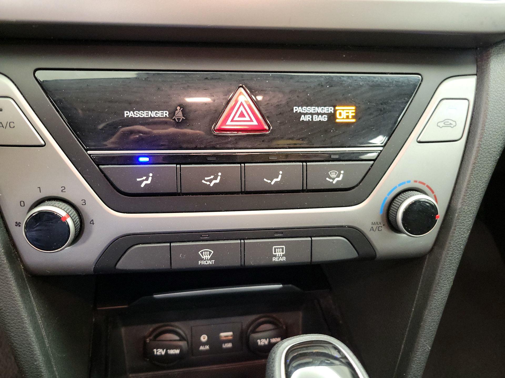 Thumbnail: 2018 Hyundai Elantra - 16