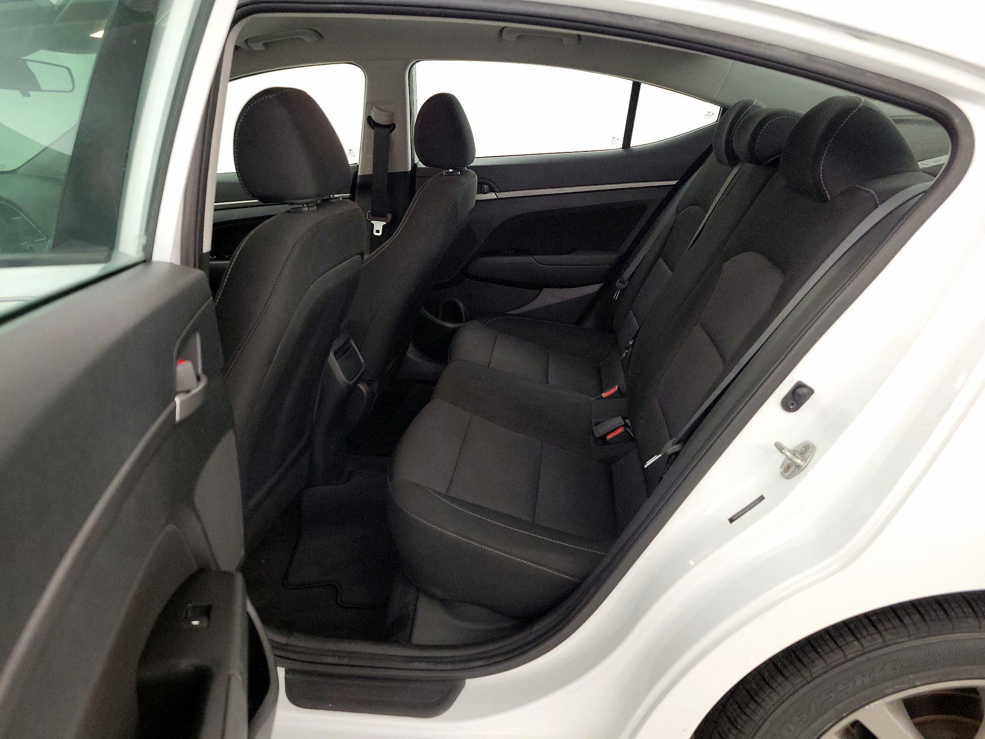 Thumbnail: 2018 Hyundai Elantra - 19