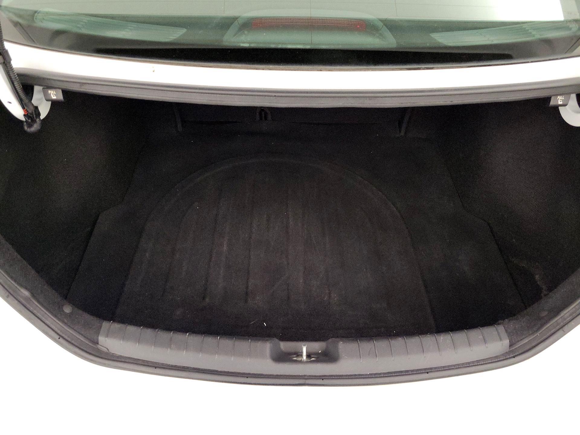 Thumbnail: 2018 Hyundai Elantra - 20