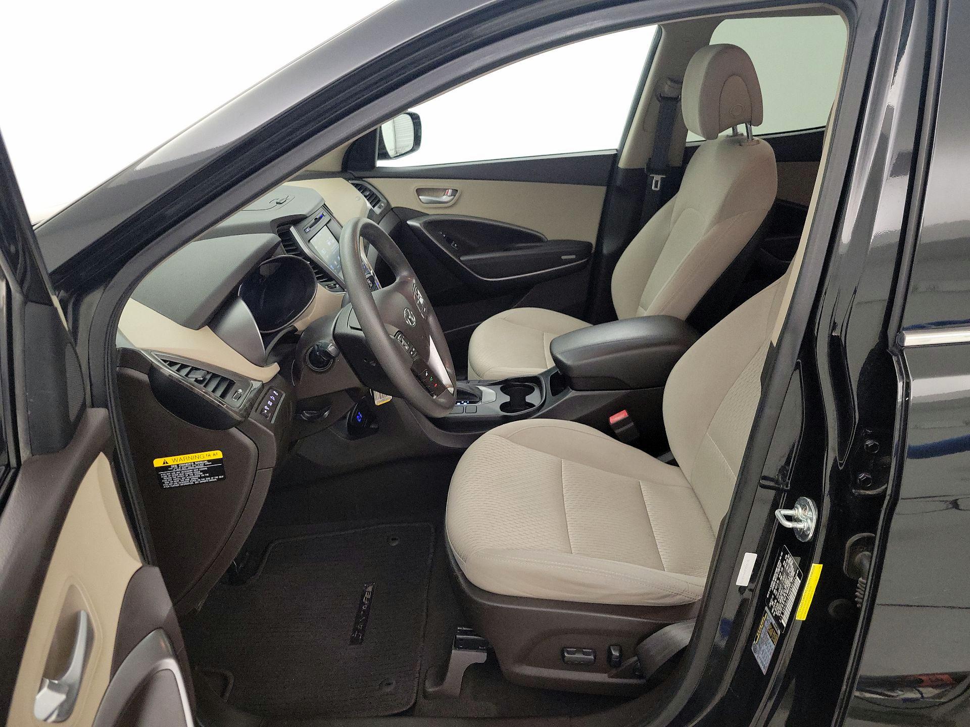 Thumbnail: 2017 Hyundai Santa Fe - 11