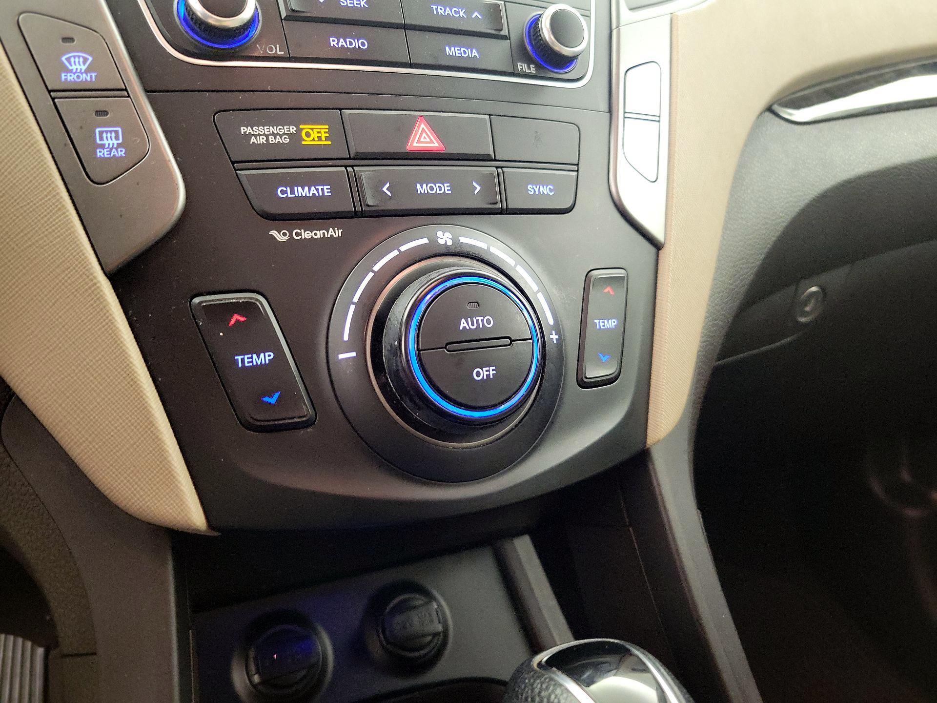 Thumbnail: 2017 Hyundai Santa Fe - 16