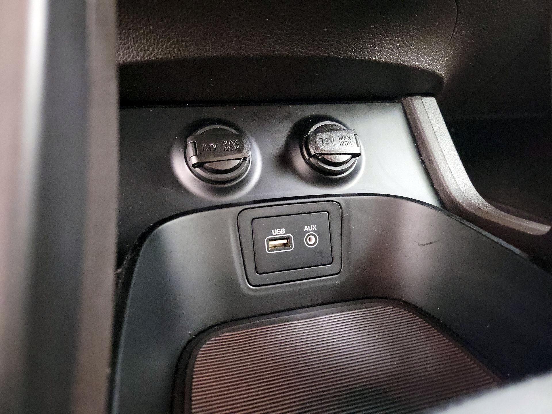 Thumbnail: 2017 Hyundai Santa Fe - 18