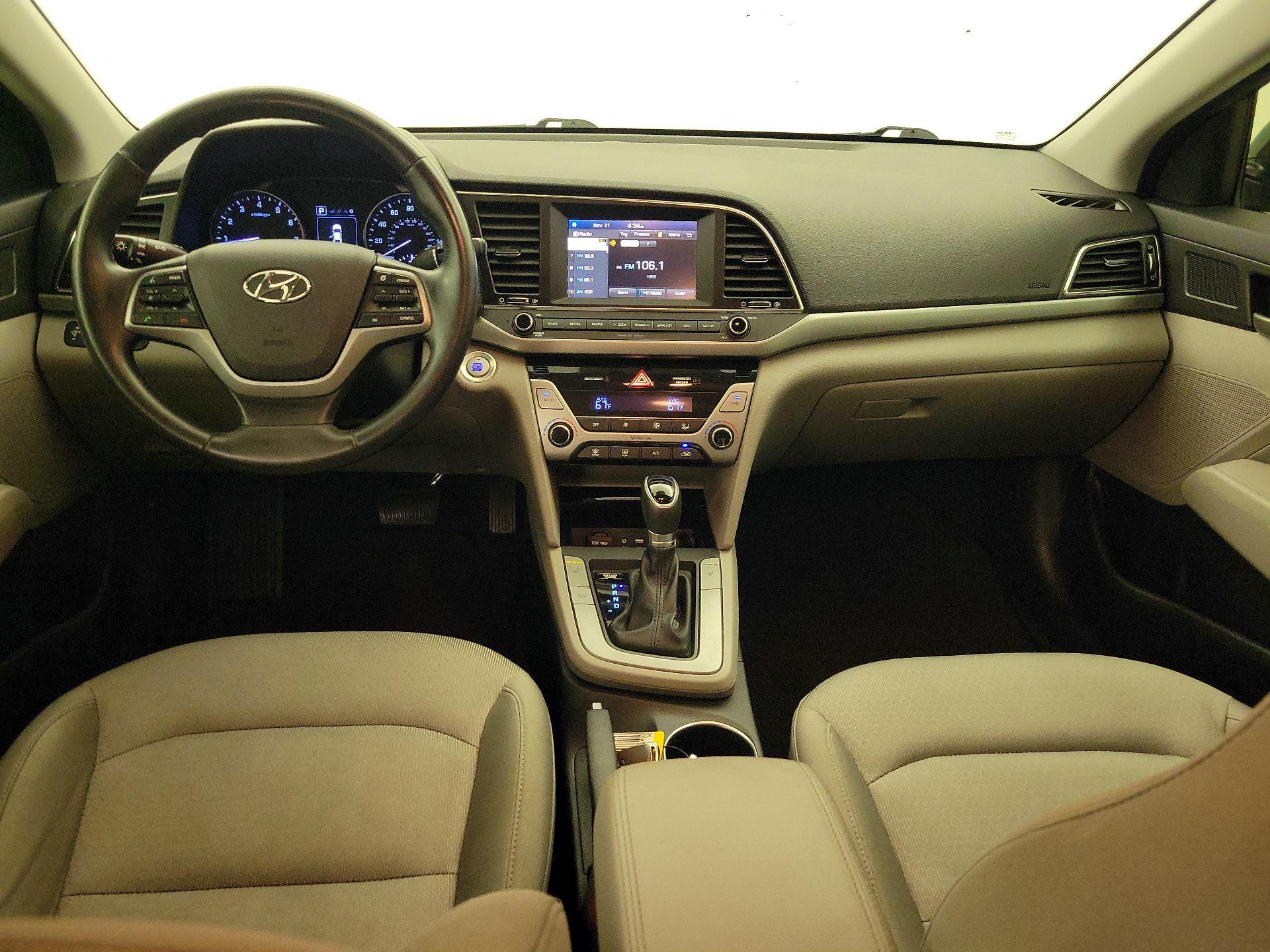 Thumbnail: 2017 Hyundai Elantra - 9