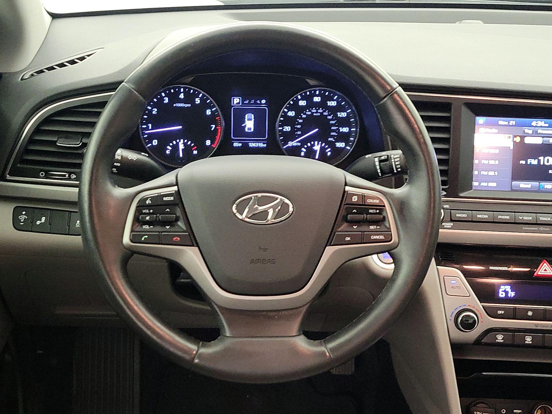 Thumbnail: 2017 Hyundai Elantra - 10