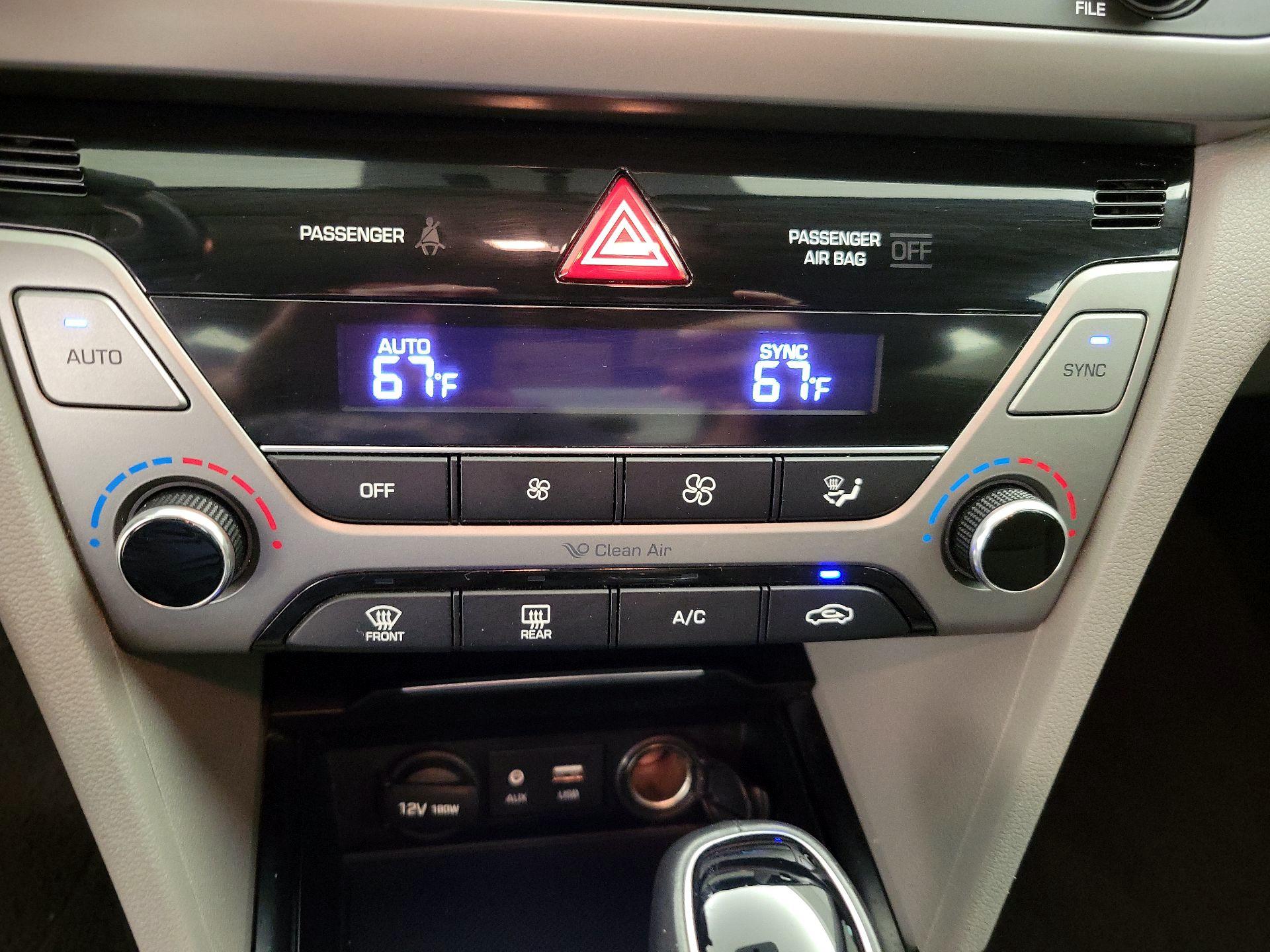 Thumbnail: 2017 Hyundai Elantra - 16