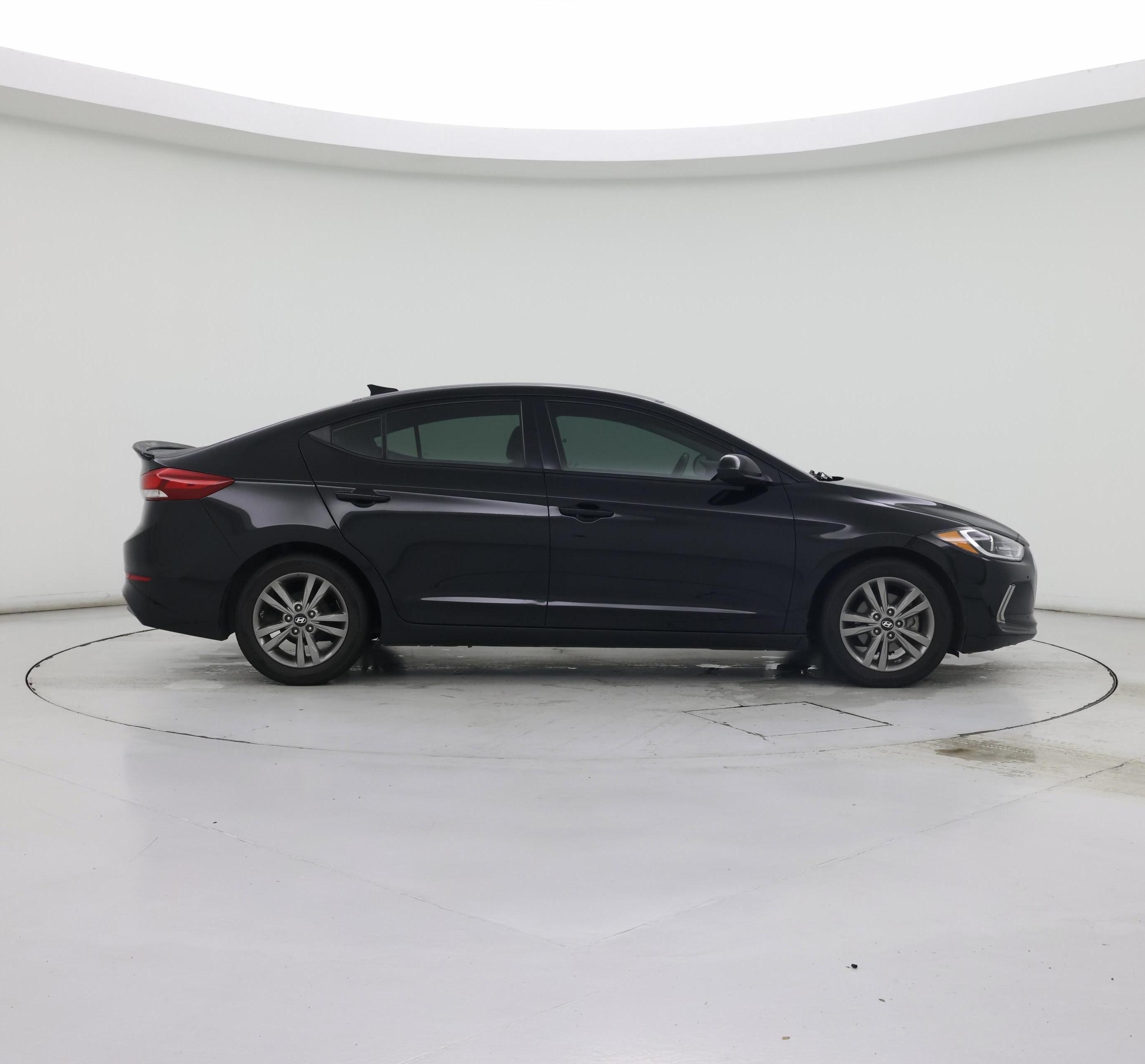 Thumbnail: 2017 Hyundai Elantra - 7