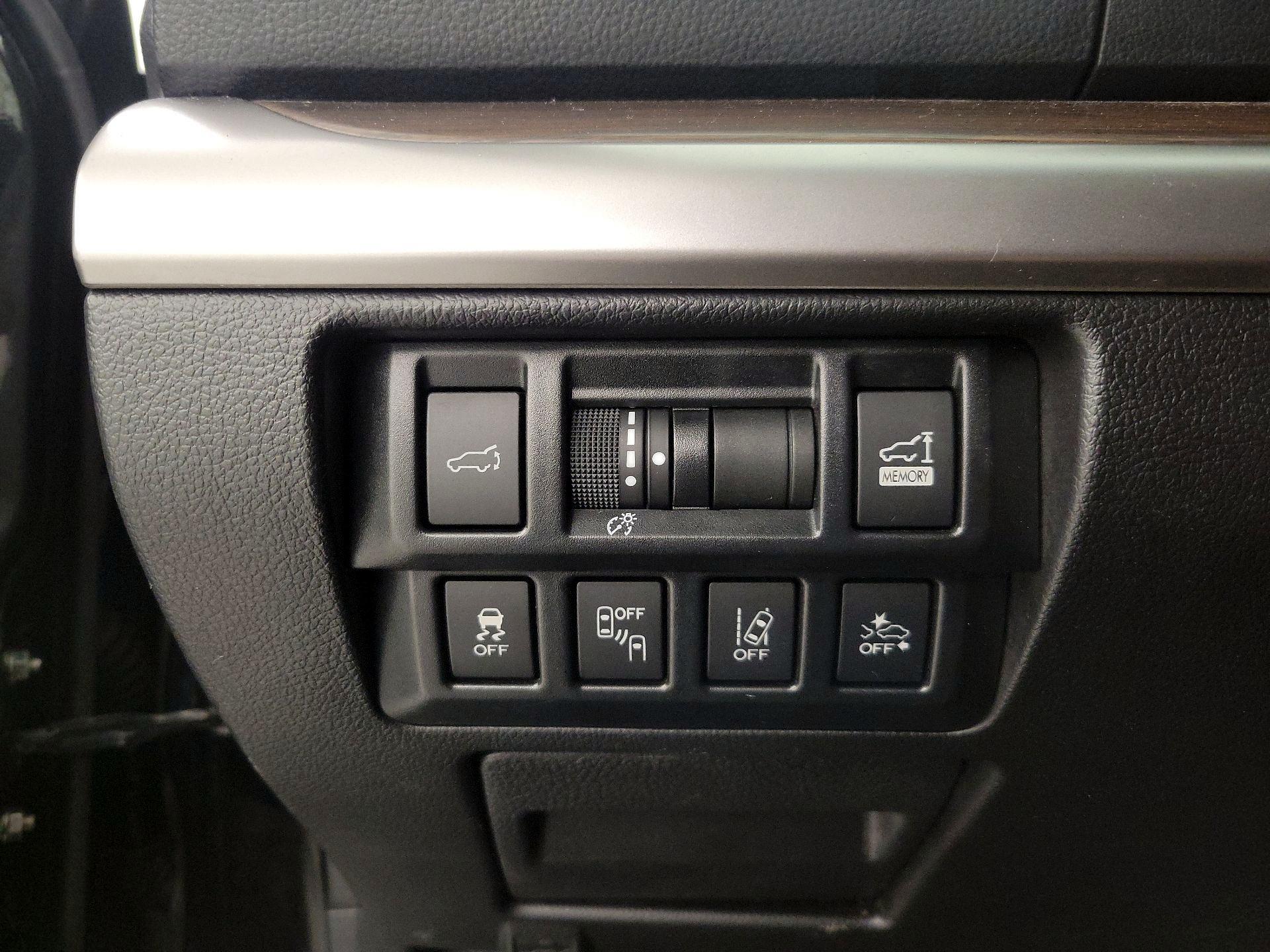 Thumbnail: 2018 Subaru Outback - 13