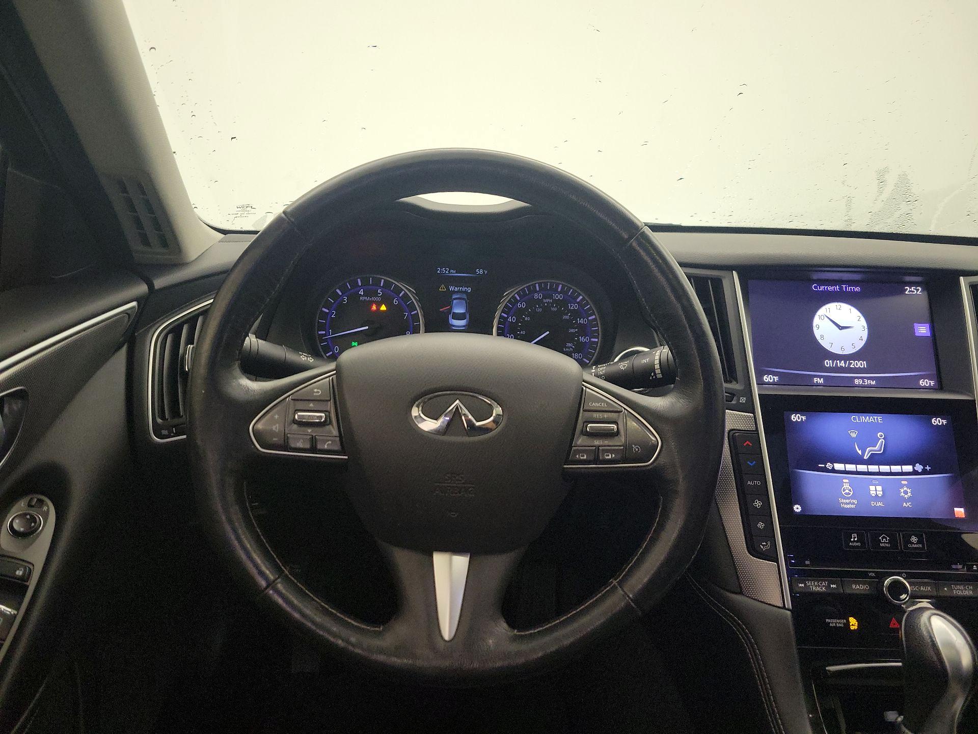 Thumbnail: 2015 INFINITI Q50 - 10