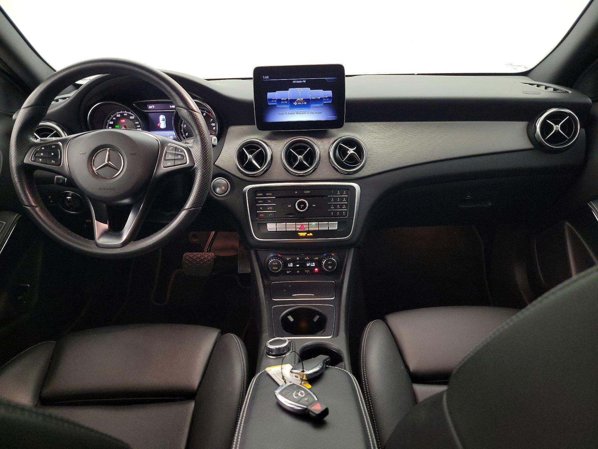 Thumbnail: 2019 Mercedes-Benz GLA - 9