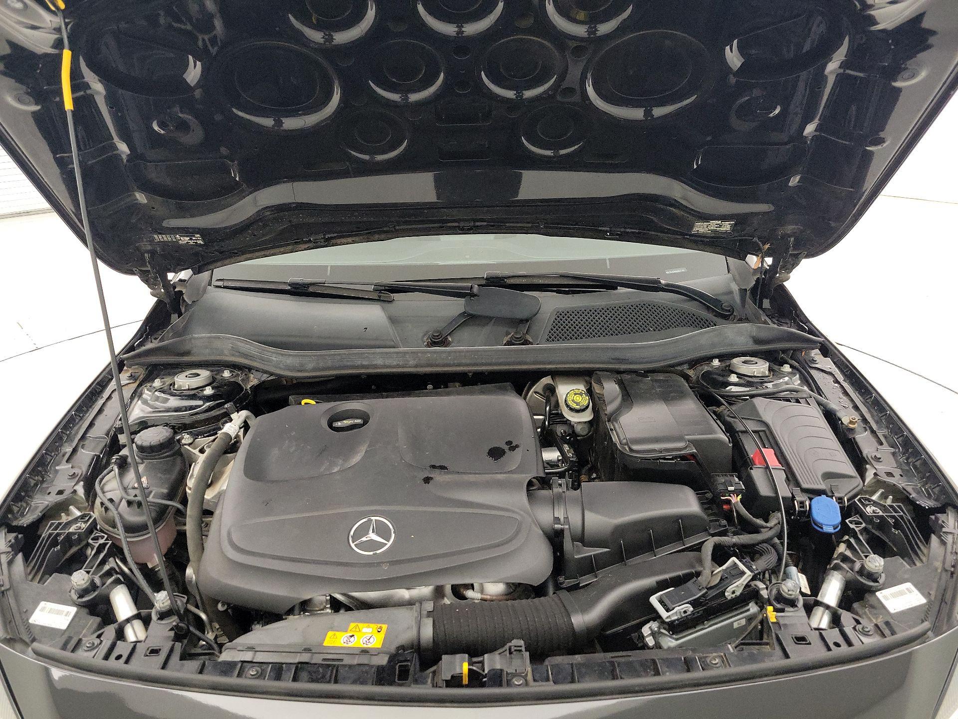 Thumbnail: 2019 Mercedes-Benz GLA - 20