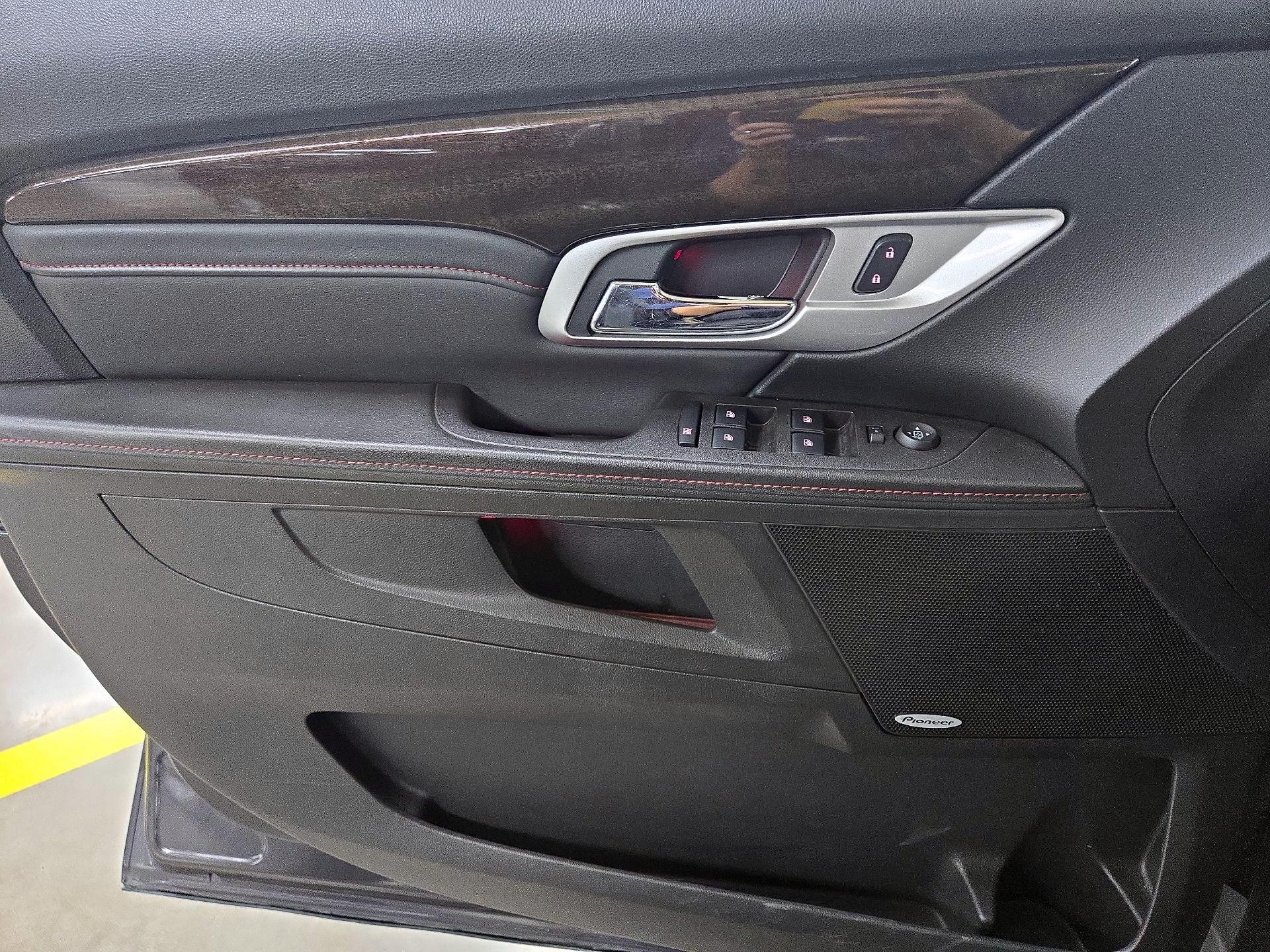 Thumbnail: 2015 GMC Terrain - 12