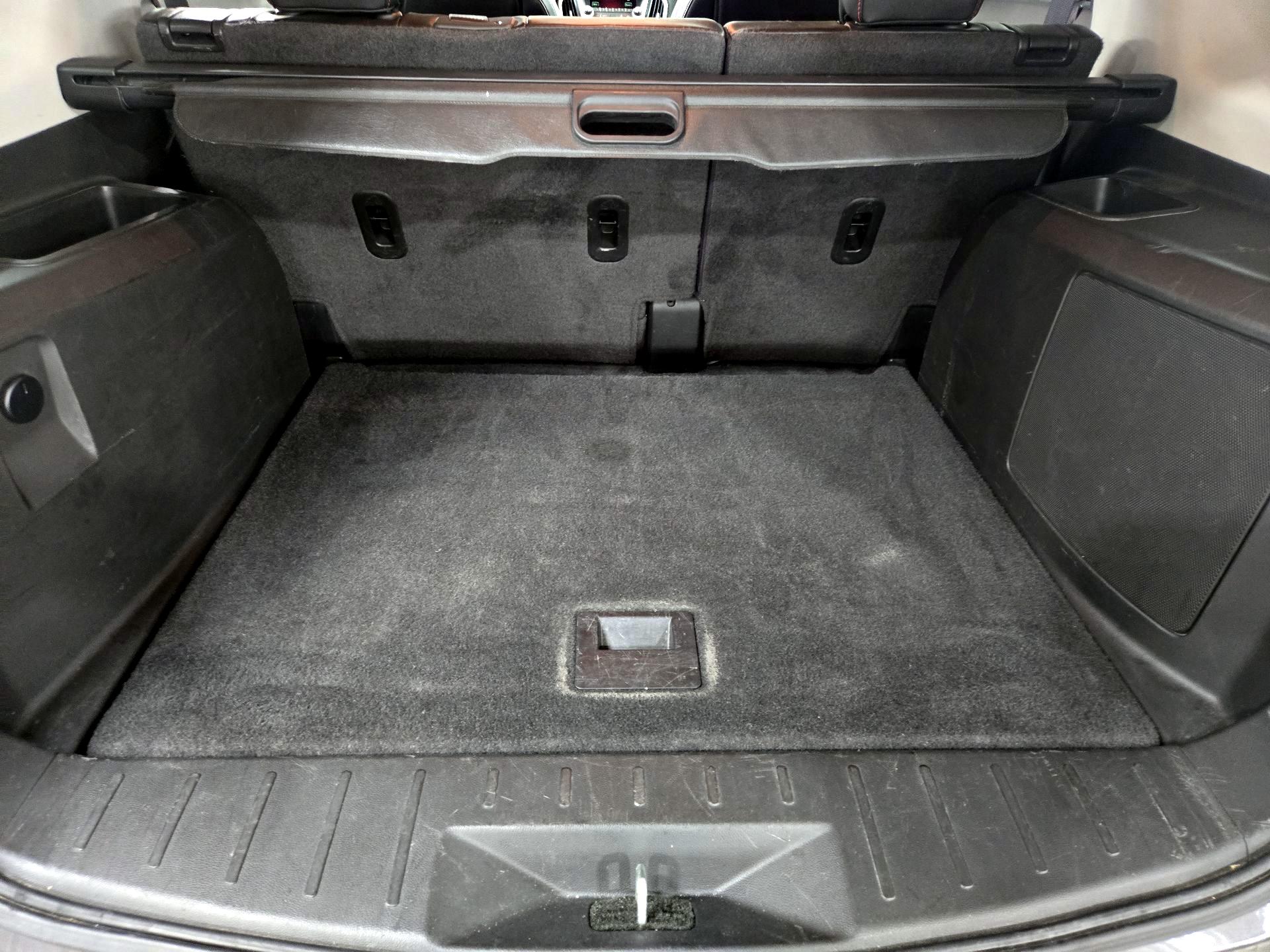 Thumbnail: 2015 GMC Terrain - 17