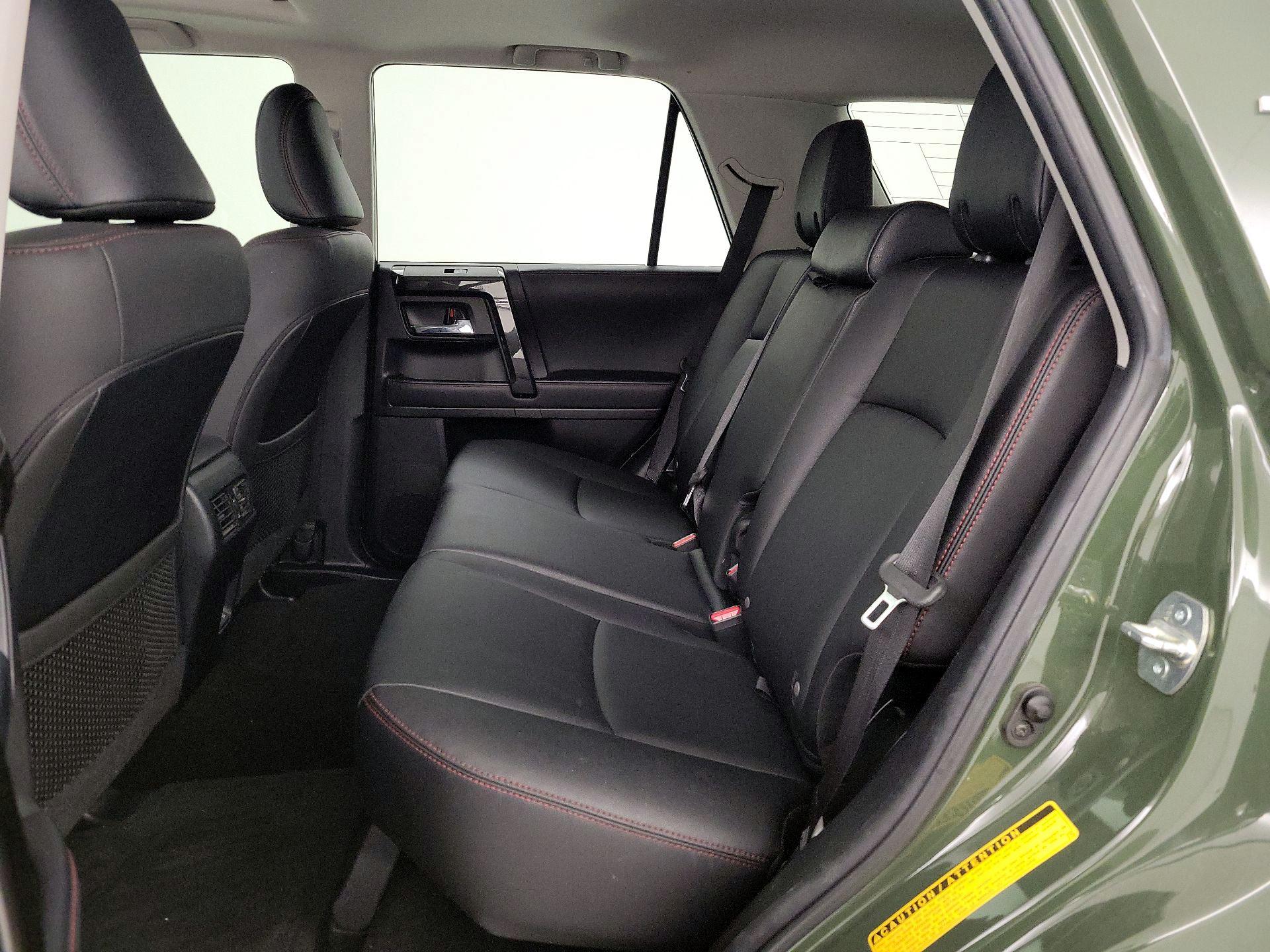 Thumbnail: 2022 Toyota 4Runner - 20