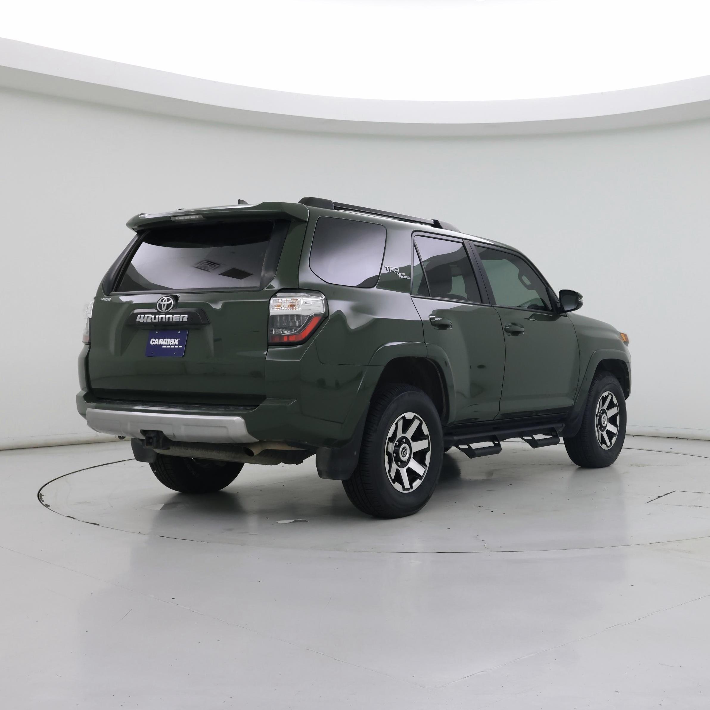 Thumbnail: 2022 Toyota 4Runner - 8