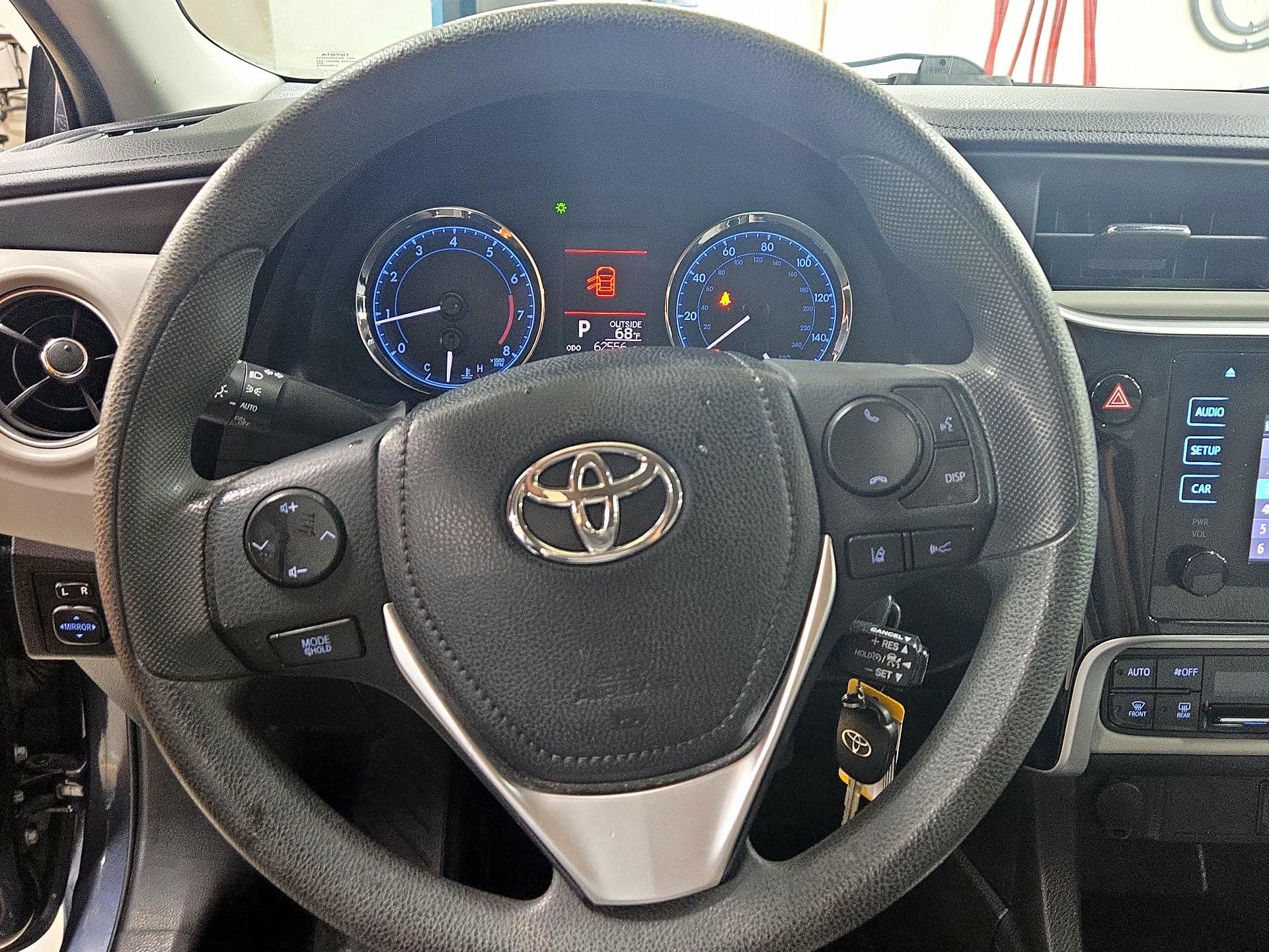 Thumbnail: 2018 Toyota Corolla - 10