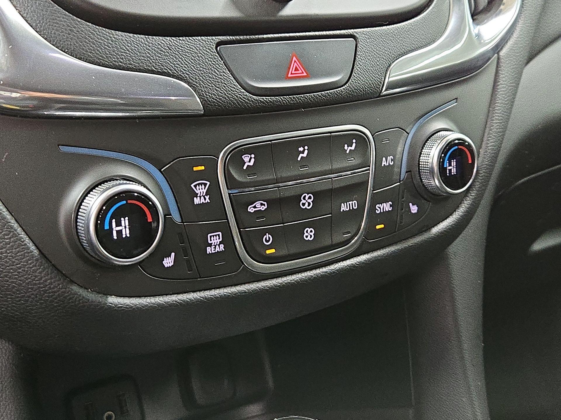 Thumbnail: 2018 Chevrolet Equinox - 16