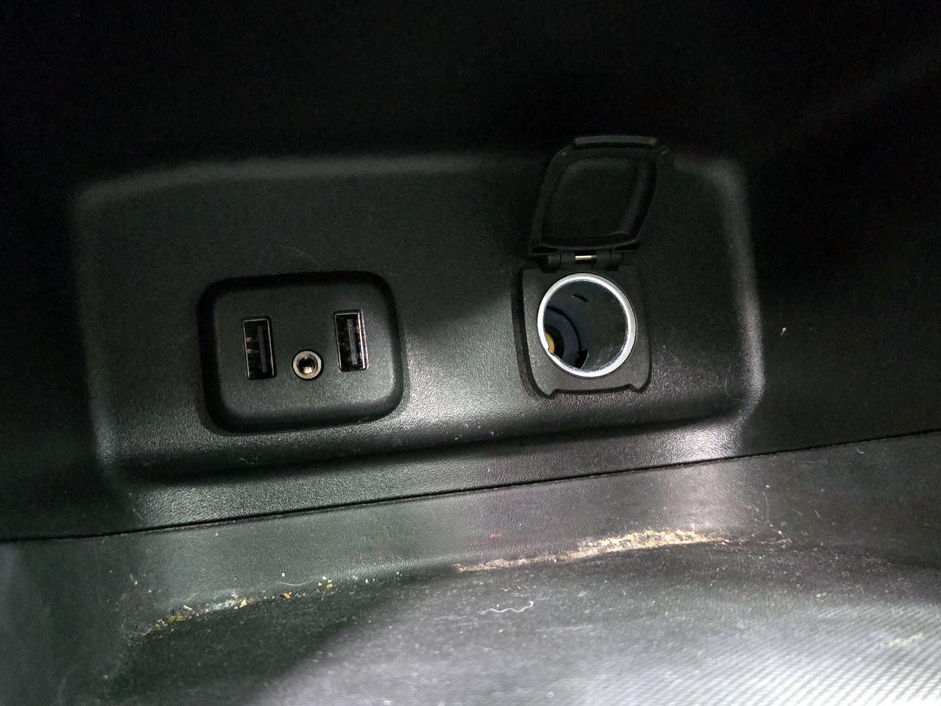 Thumbnail: 2018 Chevrolet Equinox - 18