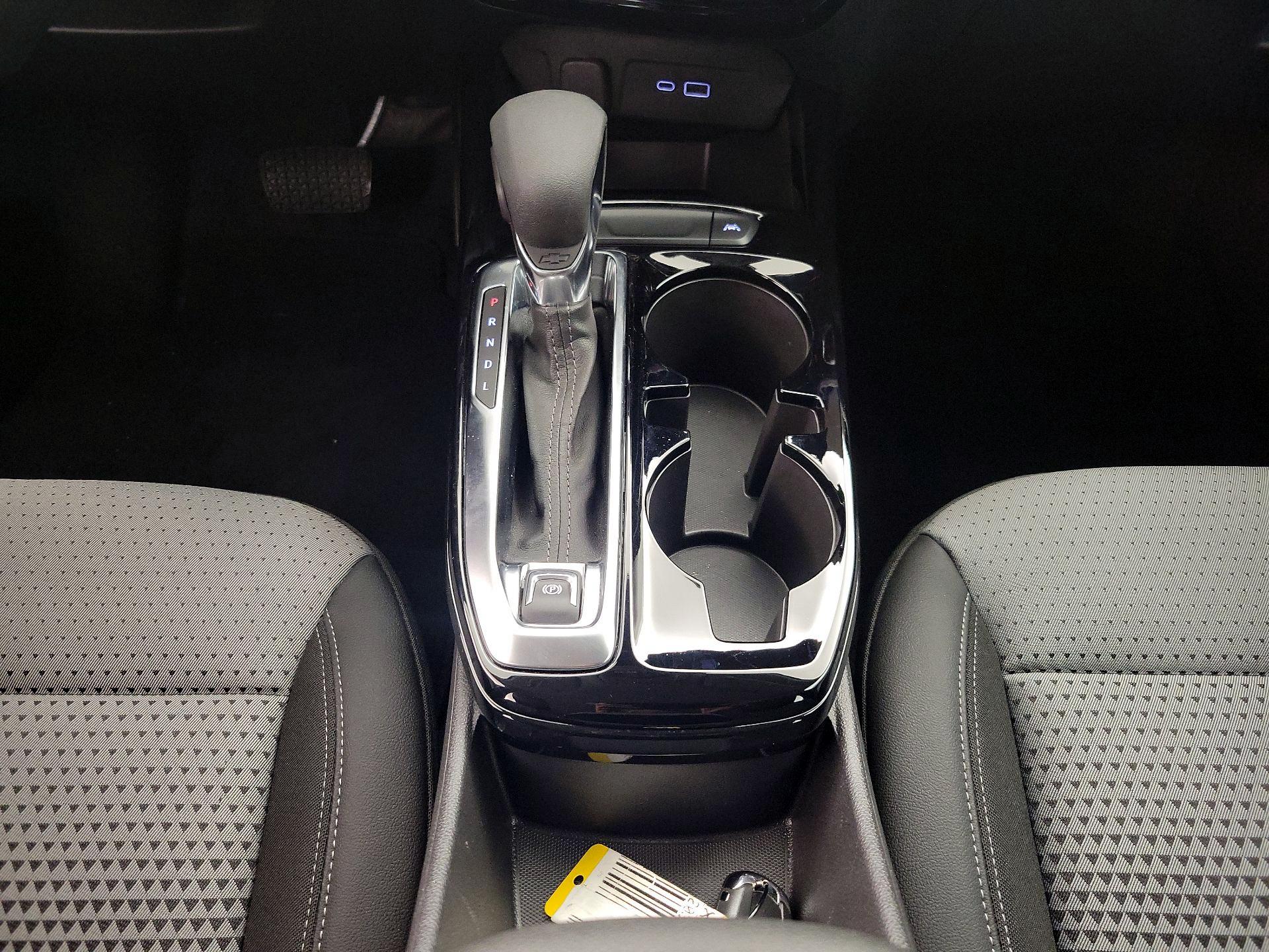 Thumbnail: 2025 Chevrolet Trax - 17