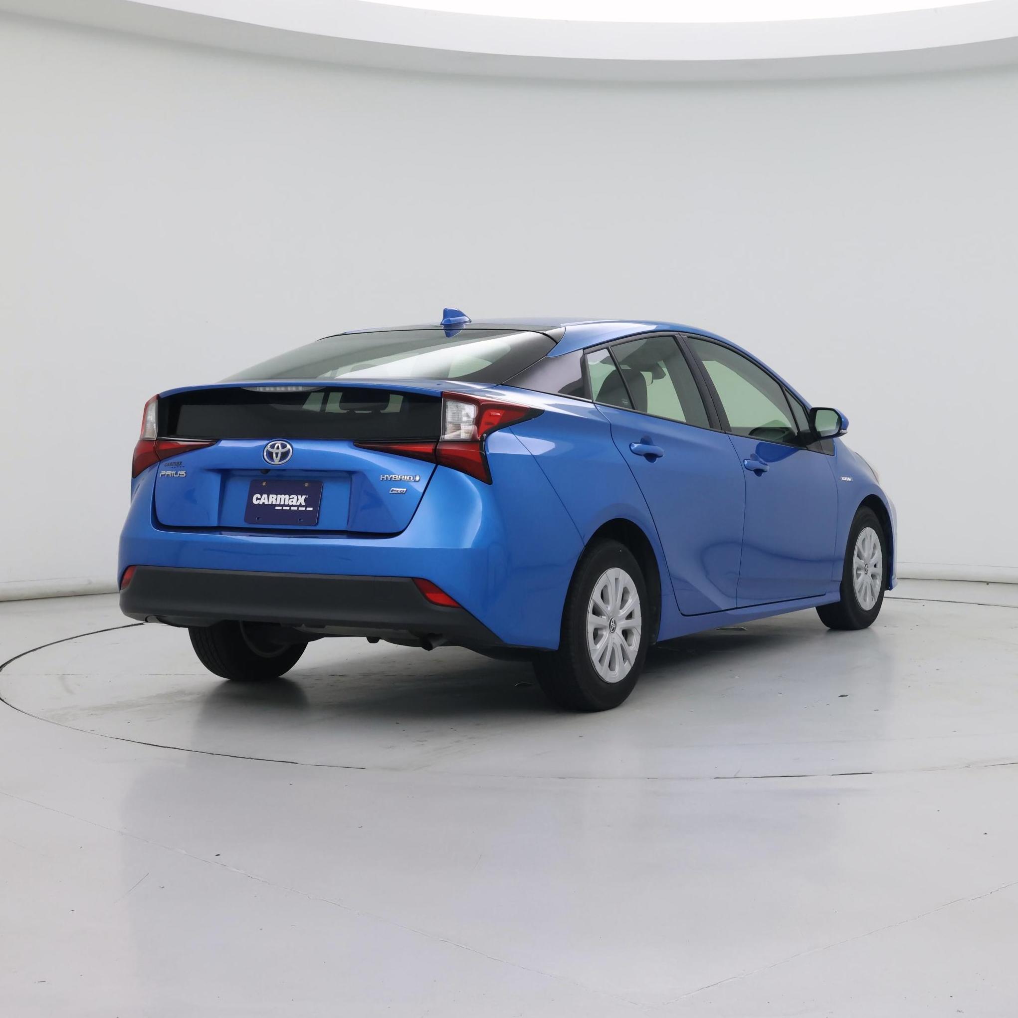 Thumbnail: 2022 Toyota Prius - 8