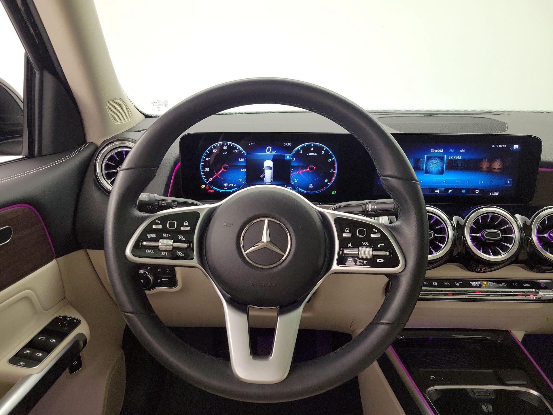 Thumbnail: 2023 Mercedes-Benz GLB - 10