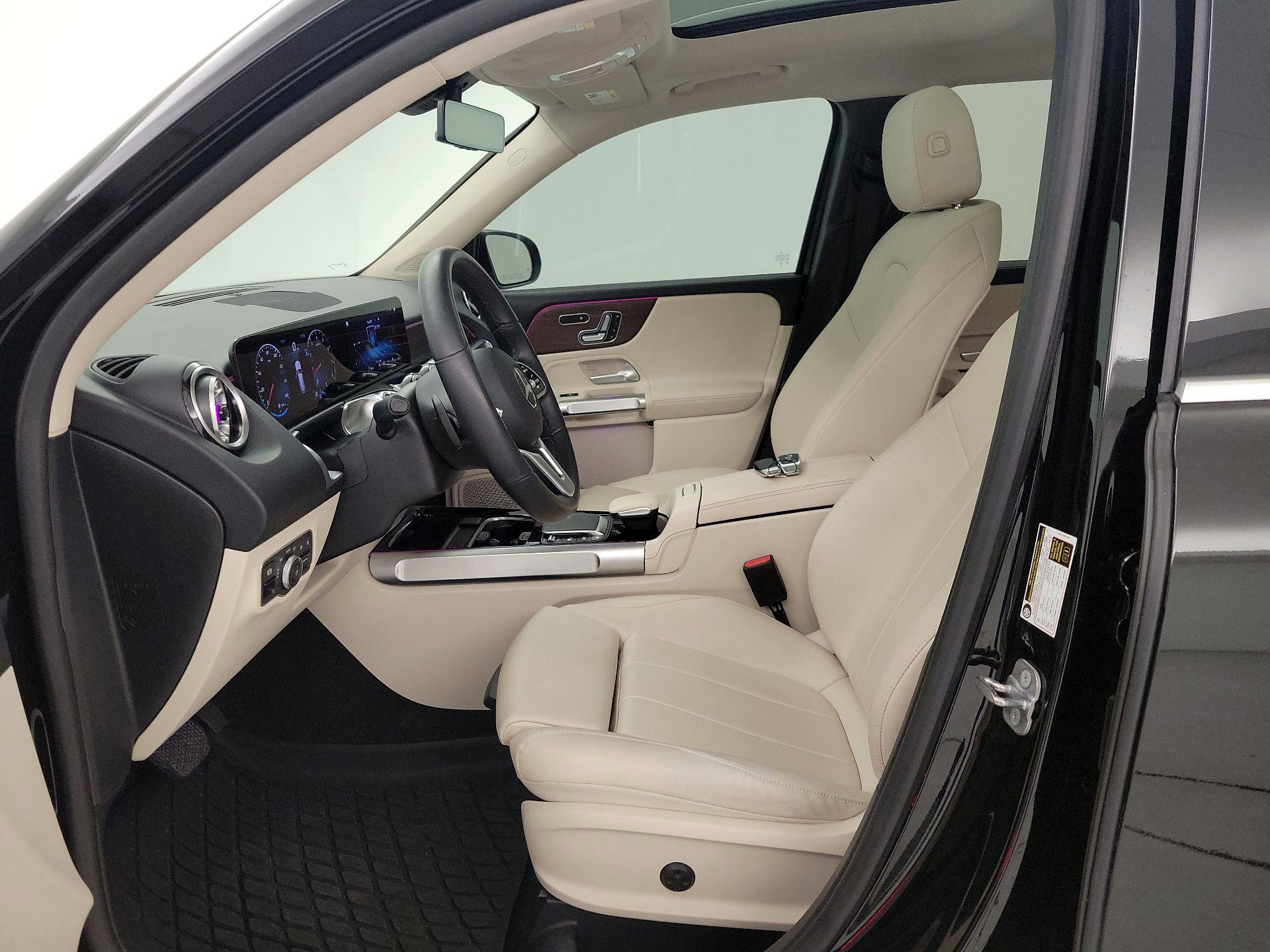 Thumbnail: 2023 Mercedes-Benz GLB - 11