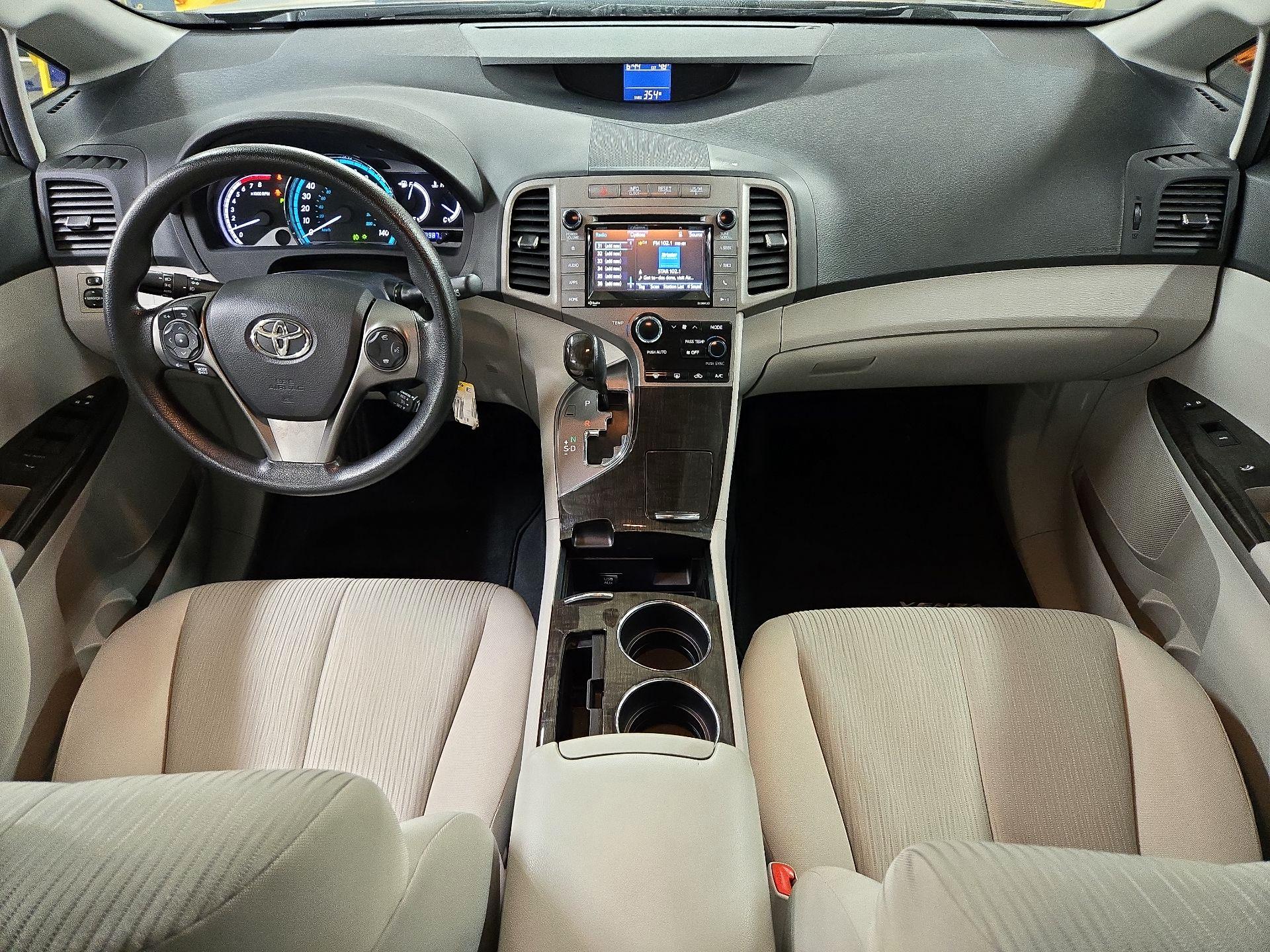 Thumbnail: 2015 Toyota Venza - 9