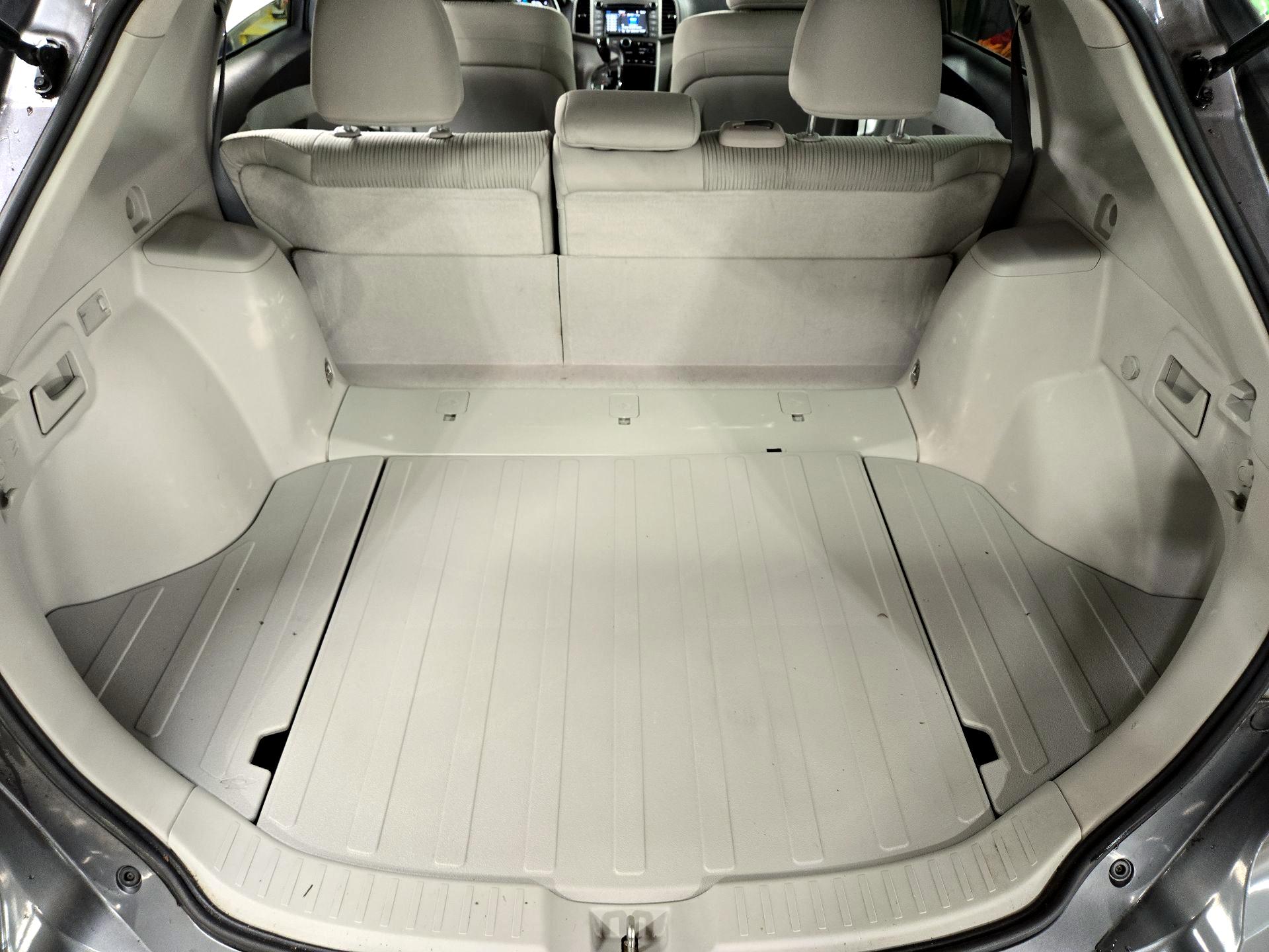 Thumbnail: 2015 Toyota Venza - 20