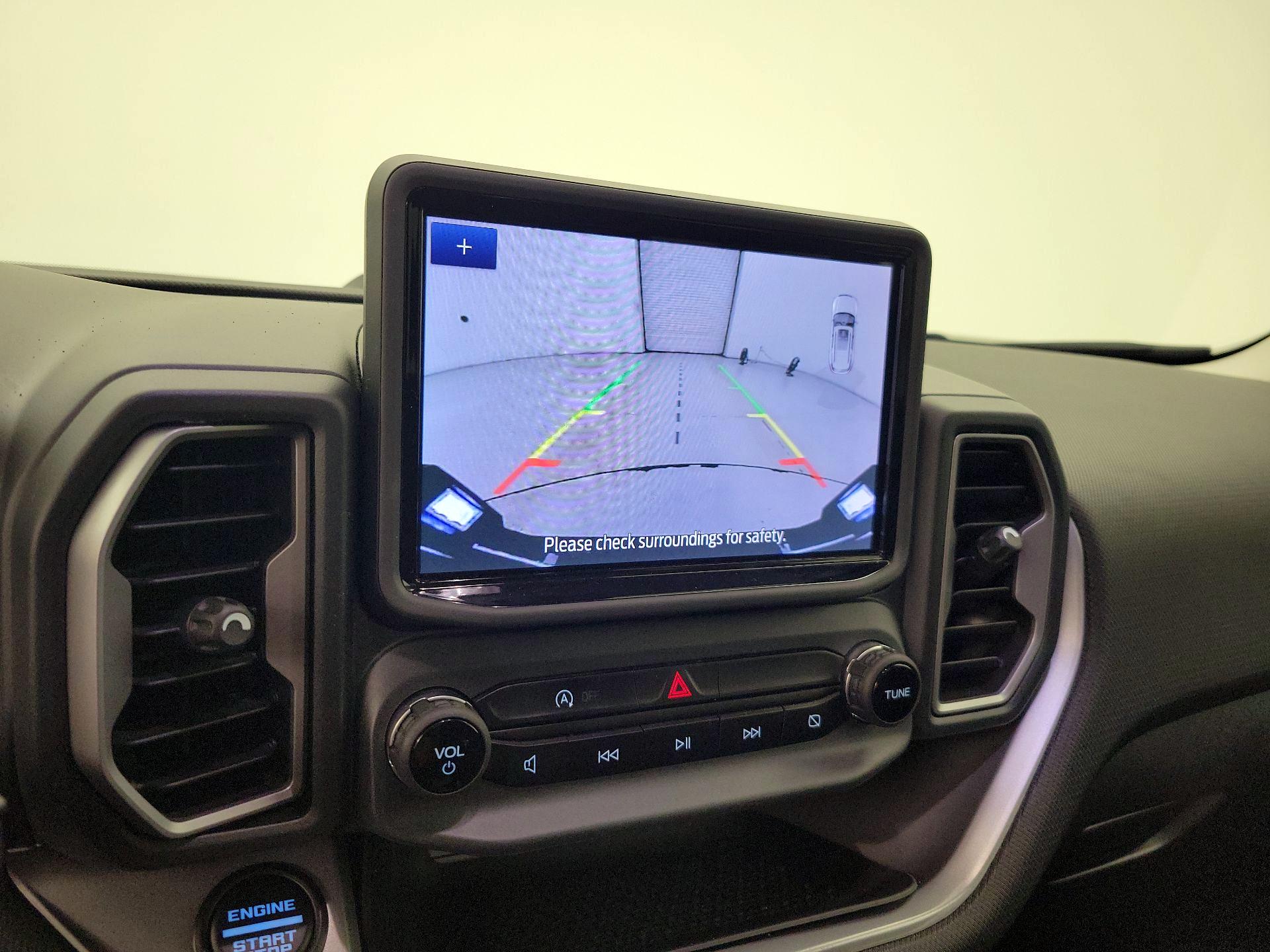 Thumbnail: 2021 Ford Bronco Sport - 14