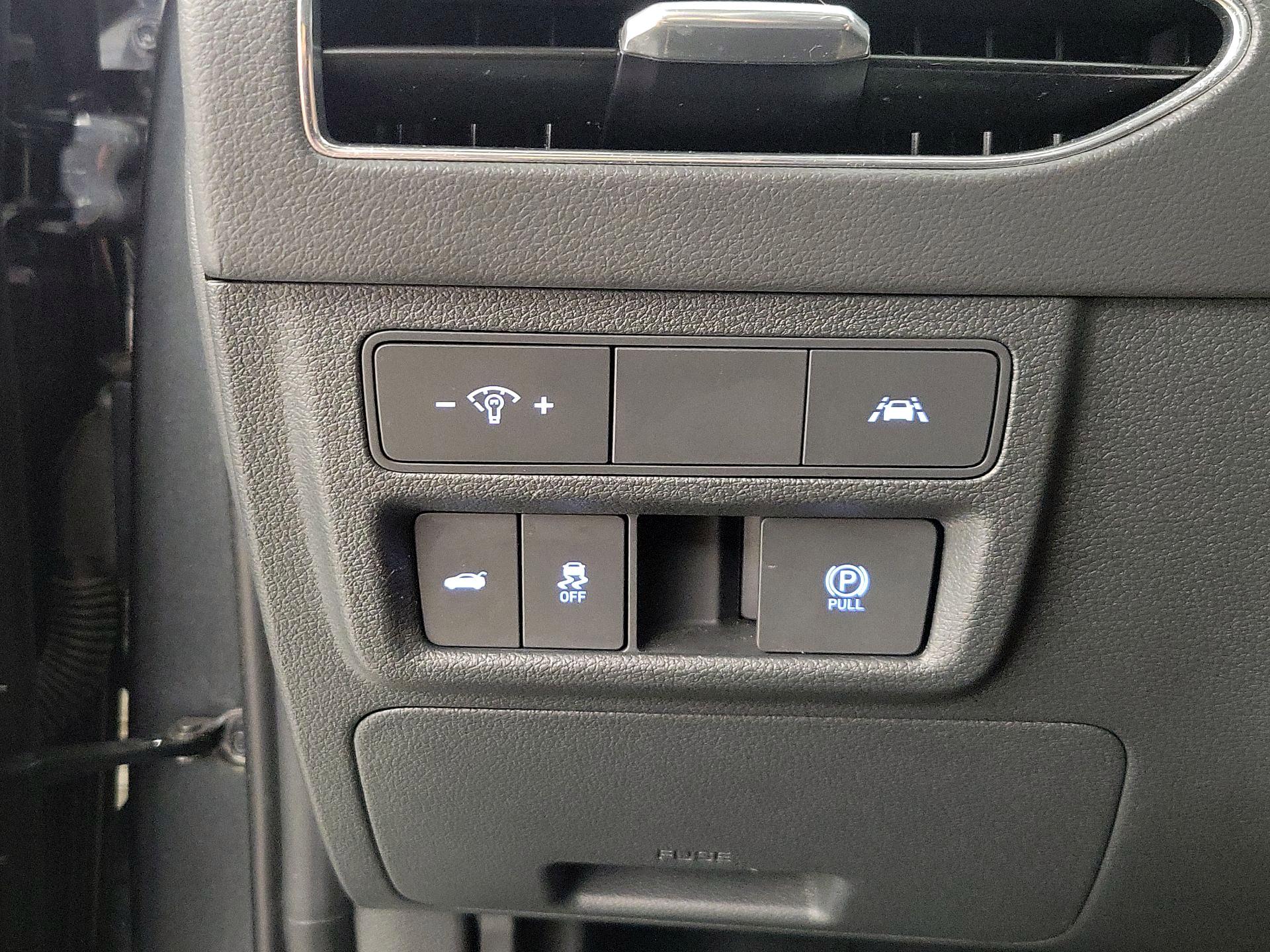 Thumbnail: 2023 Hyundai Sonata - 13