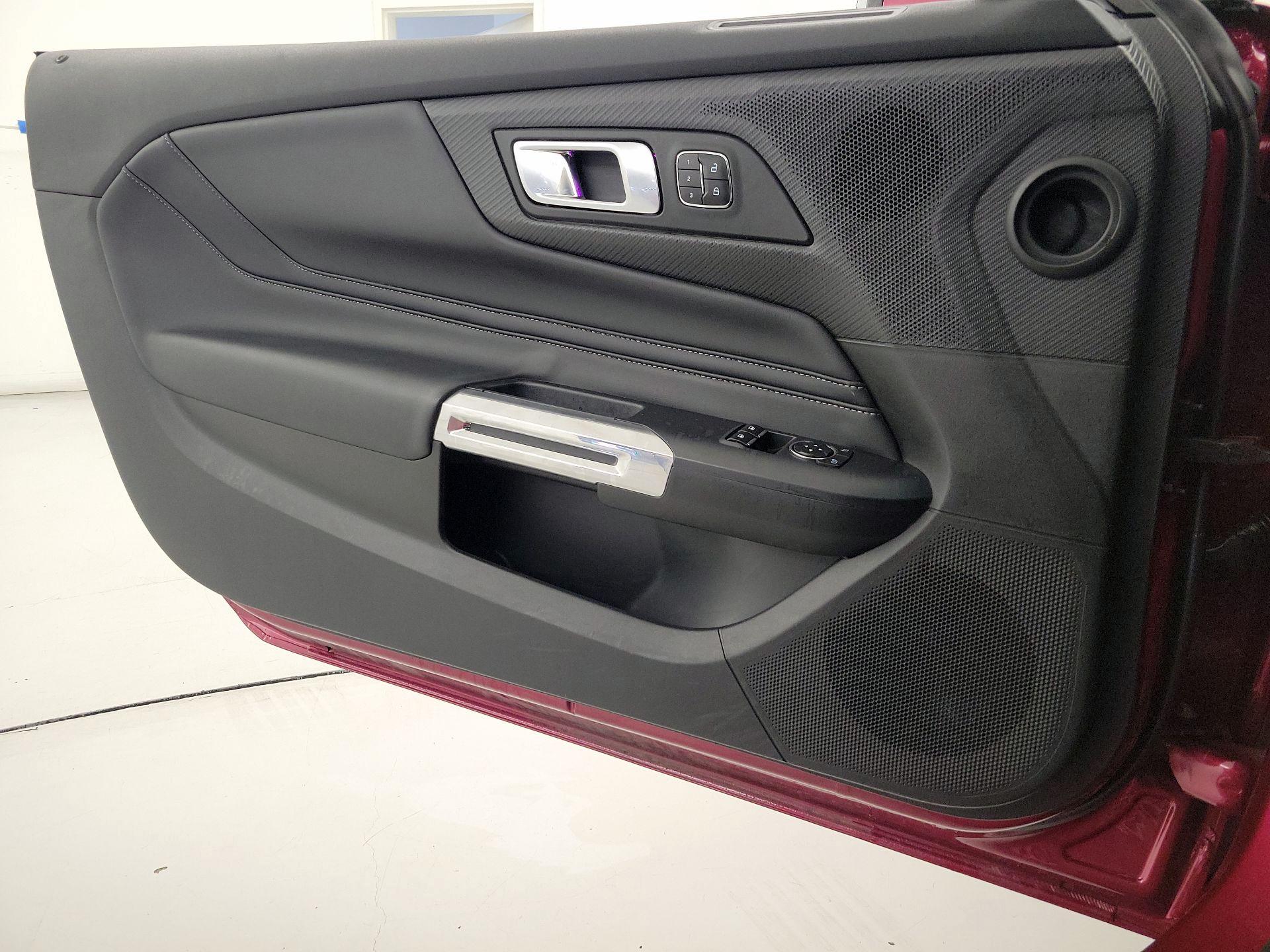 Thumbnail: 2025 Ford Mustang - 12